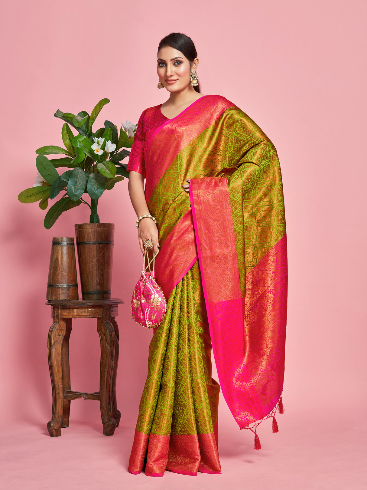 Mimosa Women's Woven Design Kanjivaram Art Silk Saree With Blouse Piece : SA00001289PSFREE