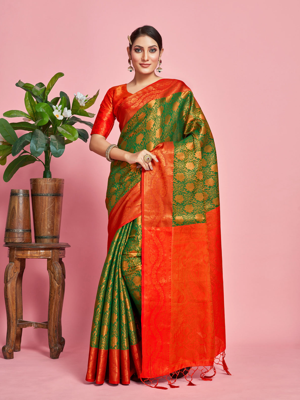Mimosa Women's Woven Design Kanjivaram Art Silk Saree With Blouse Piece : SA00001294BGFREE