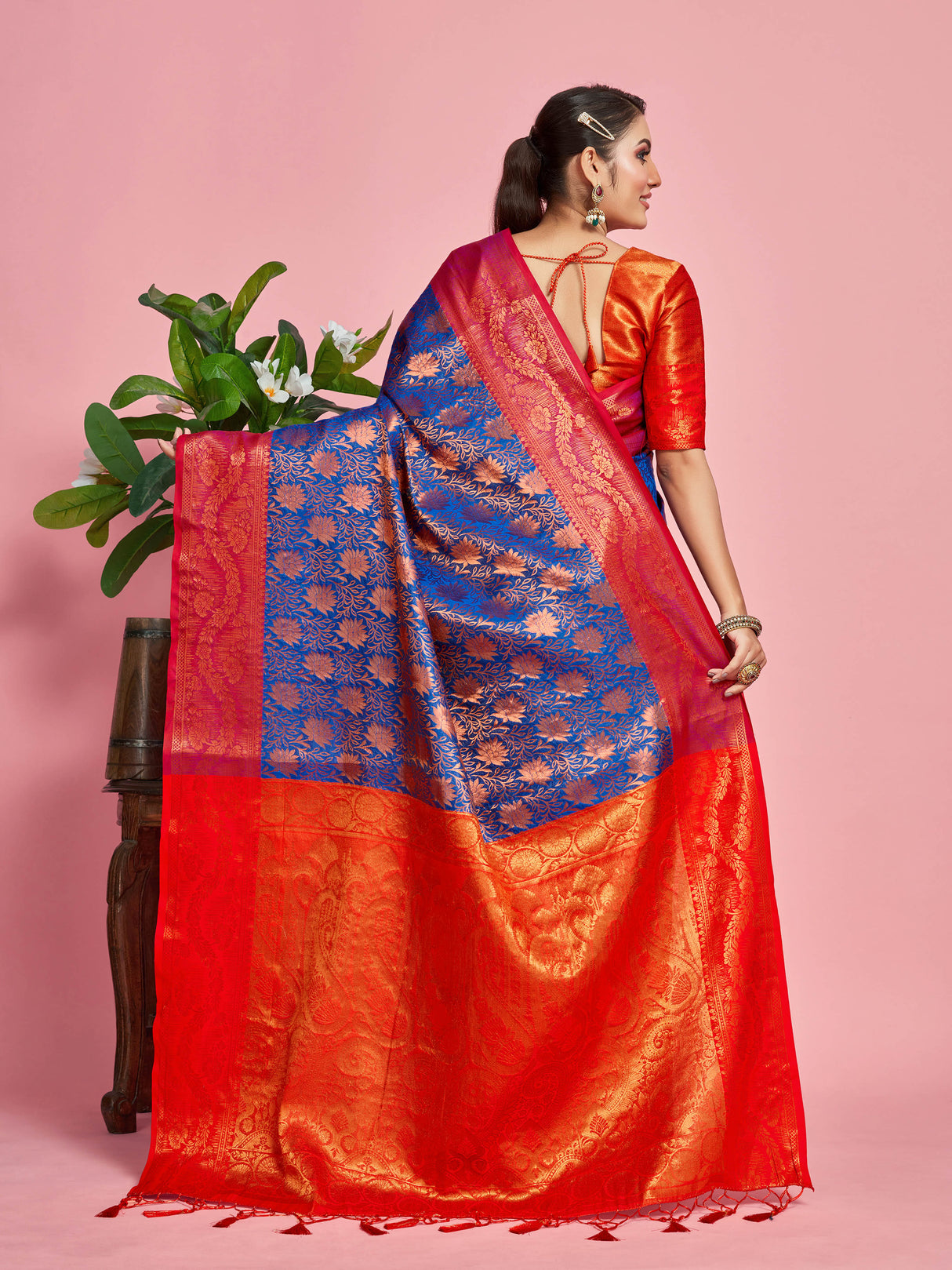 Mimosa Women's Woven Design Kanjivaram Art Silk Saree With Blouse Piece : SA00001294RBFREE