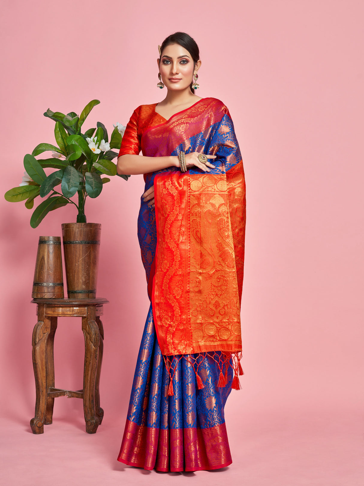 Mimosa Women's Woven Design Kanjivaram Art Silk Saree With Blouse Piece : SA00001294RBFREE
