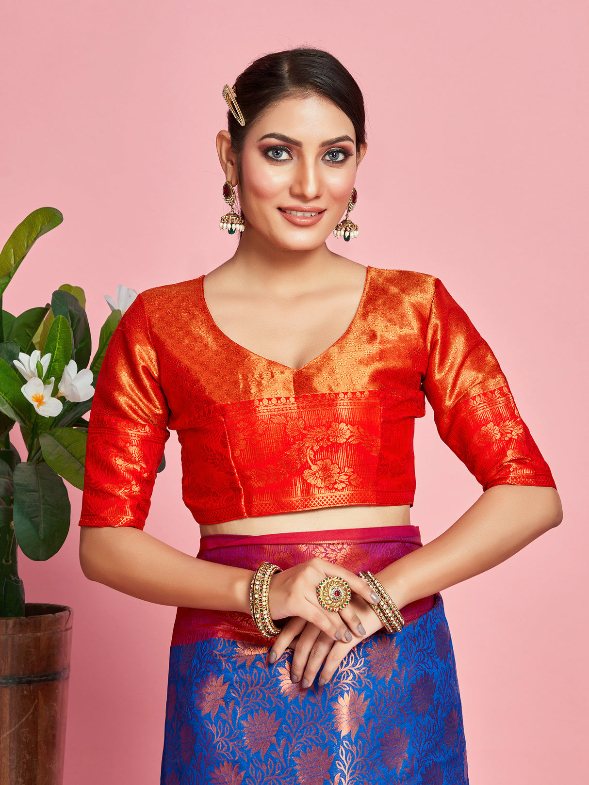 Mimosa Women's Woven Design Kanjivaram Art Silk Saree With Blouse Piece : SA00001294RBFREE