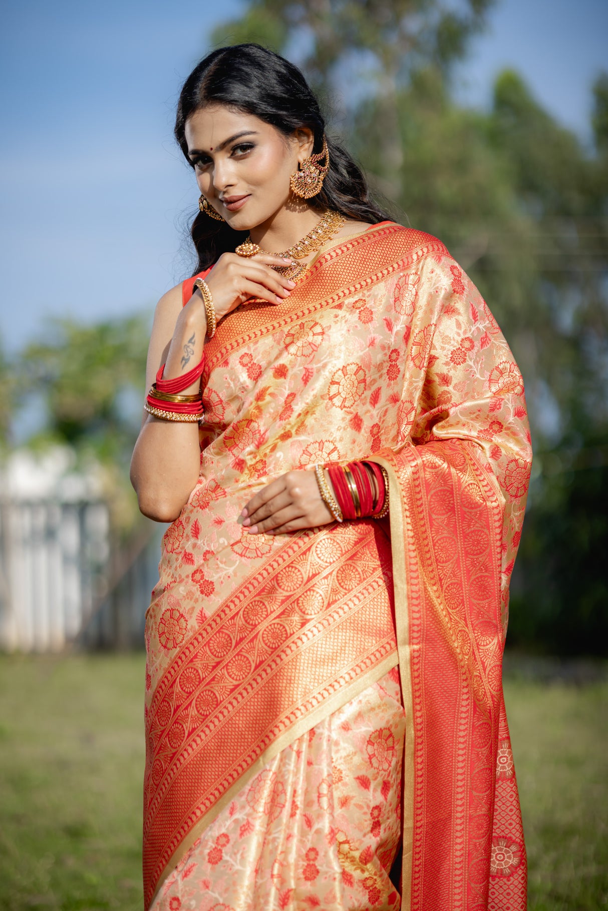 Mimosa Women's Woven Design Kanjivaram Style Art Silk Saree With Blouse Piece : SA00001621PCFREE