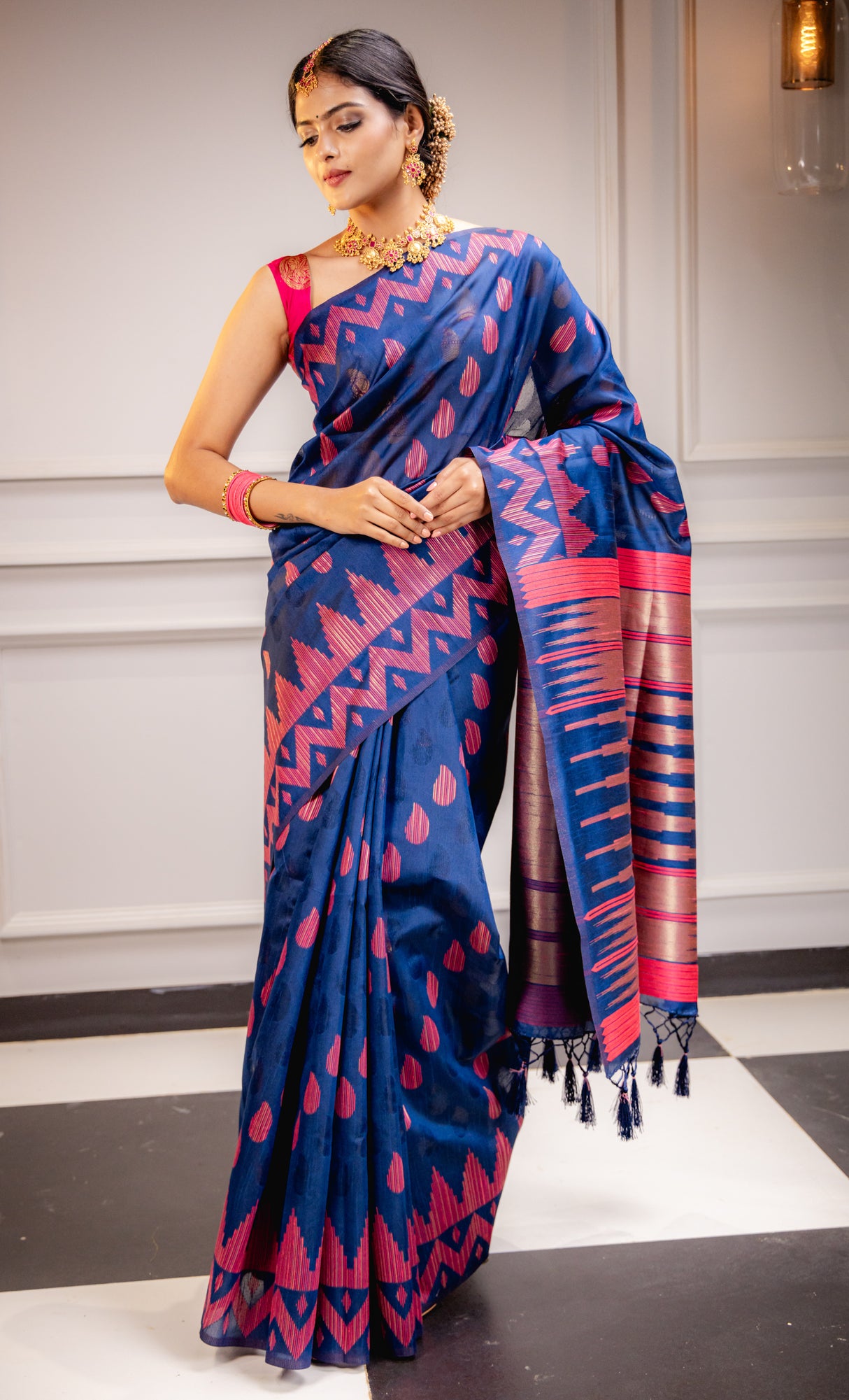 Mimosa Women's Woven Design Kanjivaram Style Art Silk Saree With Blouse Piece : SA00001658BLUFREE