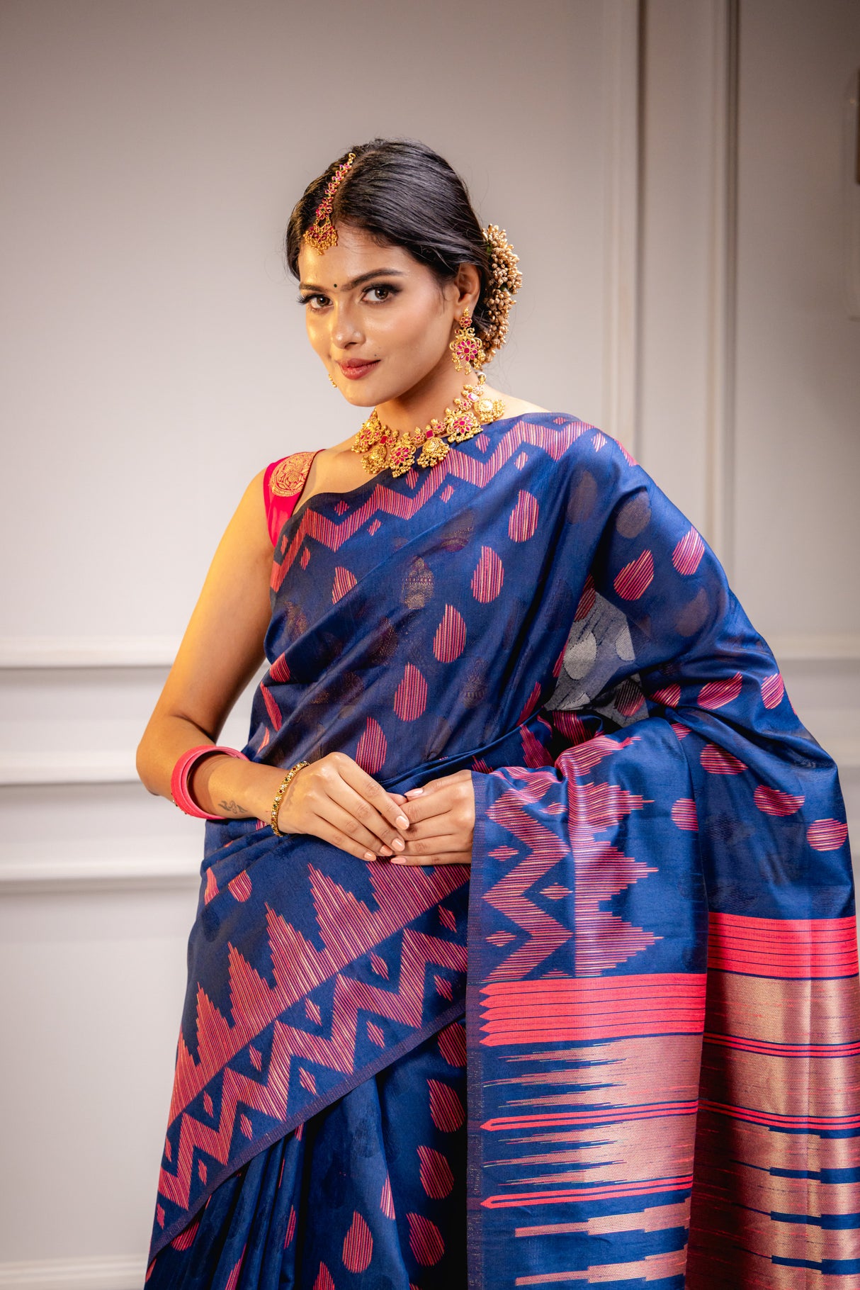 Mimosa Women's Woven Design Kanjivaram Style Art Silk Saree With Blouse Piece : SA00001658BLUFREE
