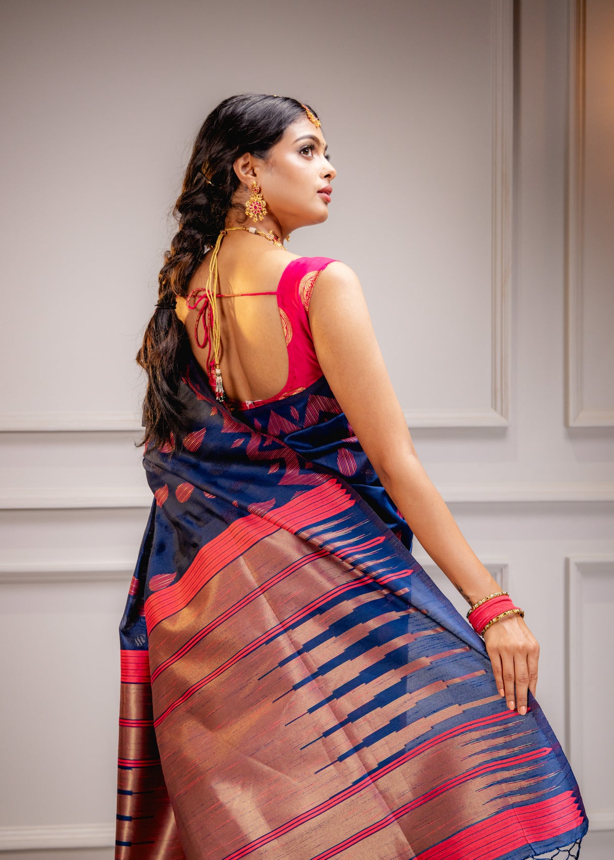 Mimosa Women's Woven Design Kanjivaram Style Art Silk Saree With Blouse Piece : SA00001658BLUFREE