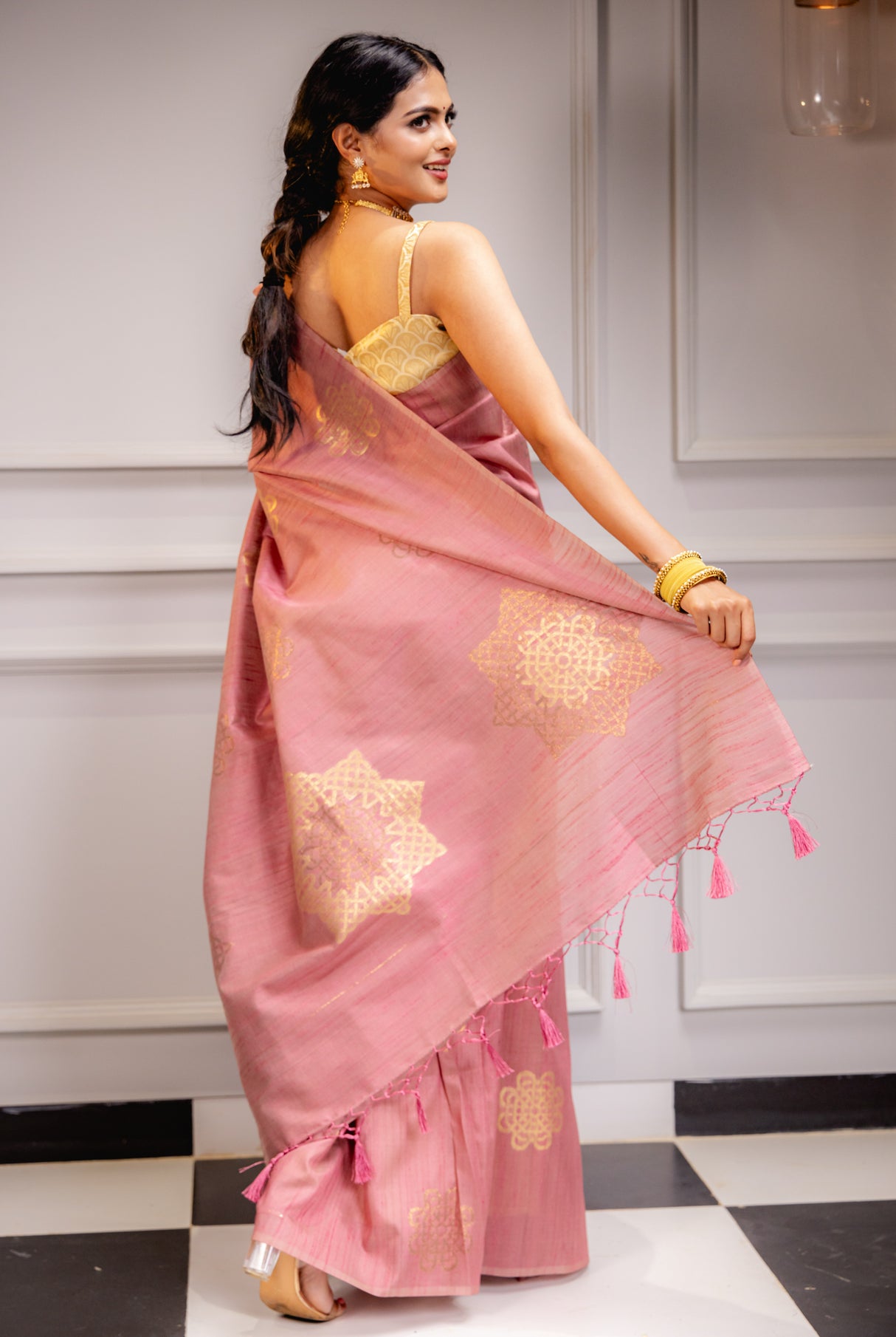 Mimosa Women's Woven Design Bishnupuri Style Art Silk Saree With Blouse Piece : SA00001665PNKFREE