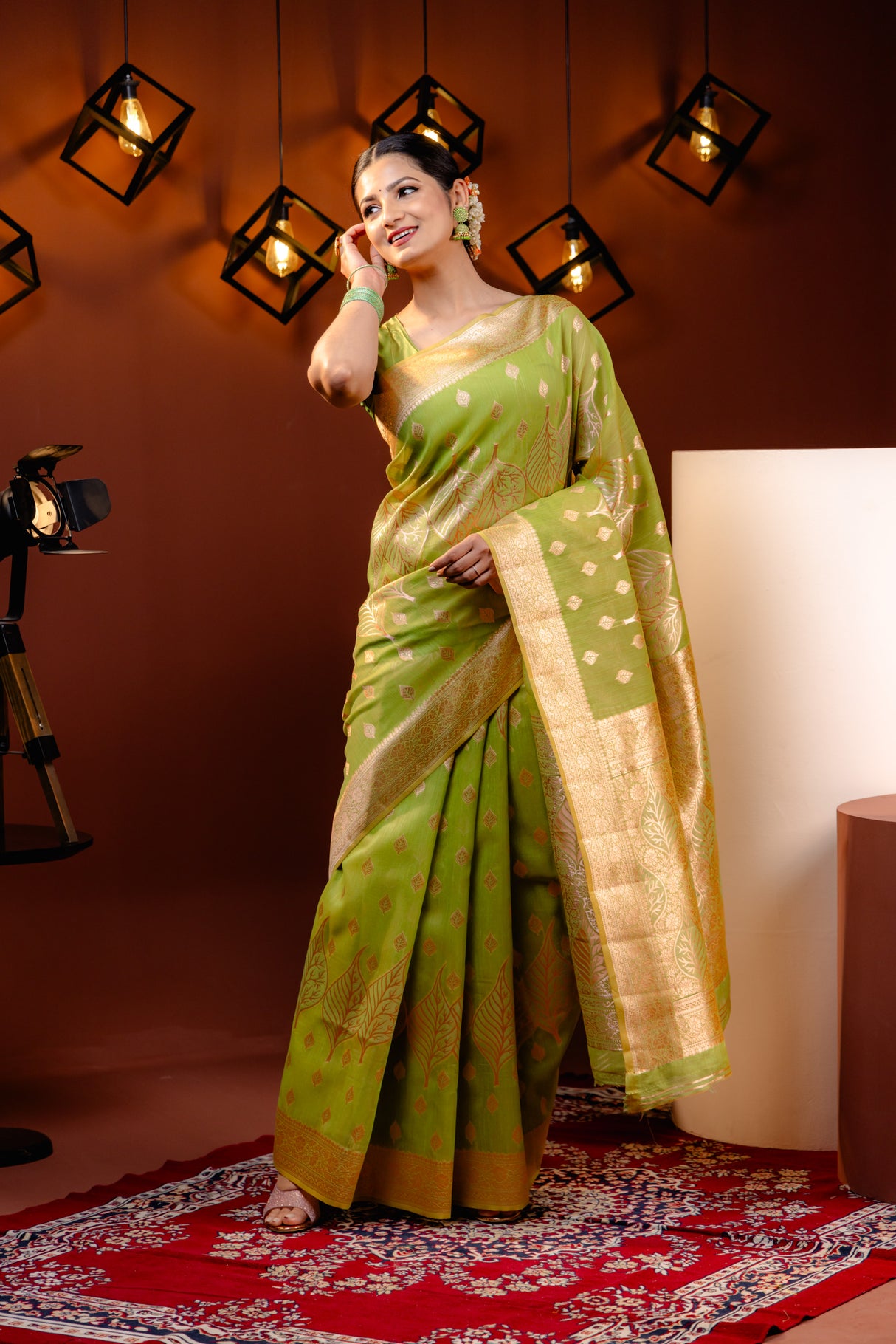 Mimosa Women's Woven Design Banarasi Style Art Silk Saree With Blouse Piece : SA00001766OLFREE