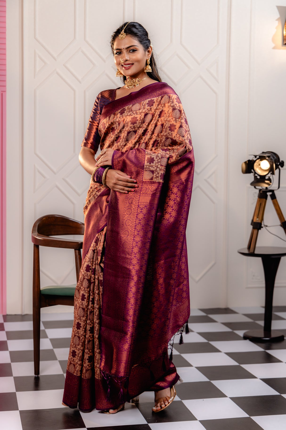 Mimosa Women's Woven Design Kanjivaram Style Art Silk Saree With Blouse Piece : SA00001791MJFREE