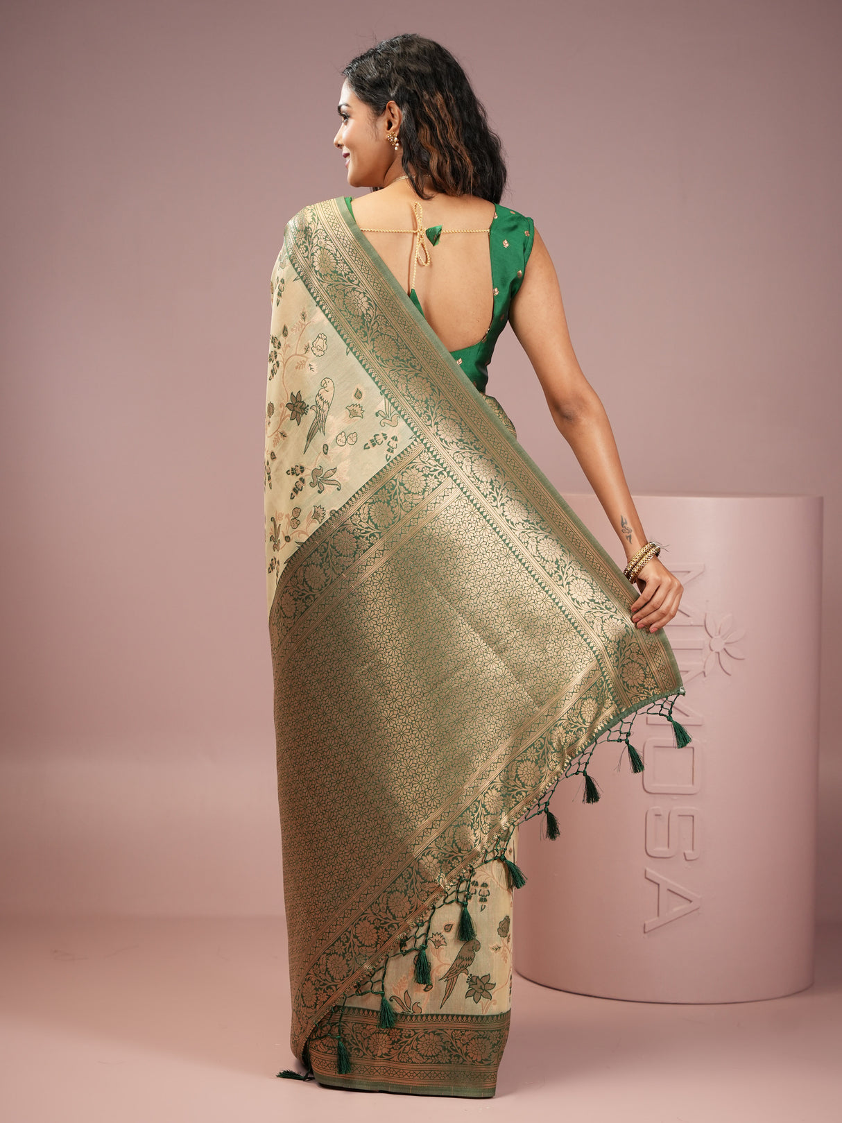 Mimosa Women's Woven Design Banarasi Style Art Silk Saree With Blouse Piece : SA00001999GRNFREE