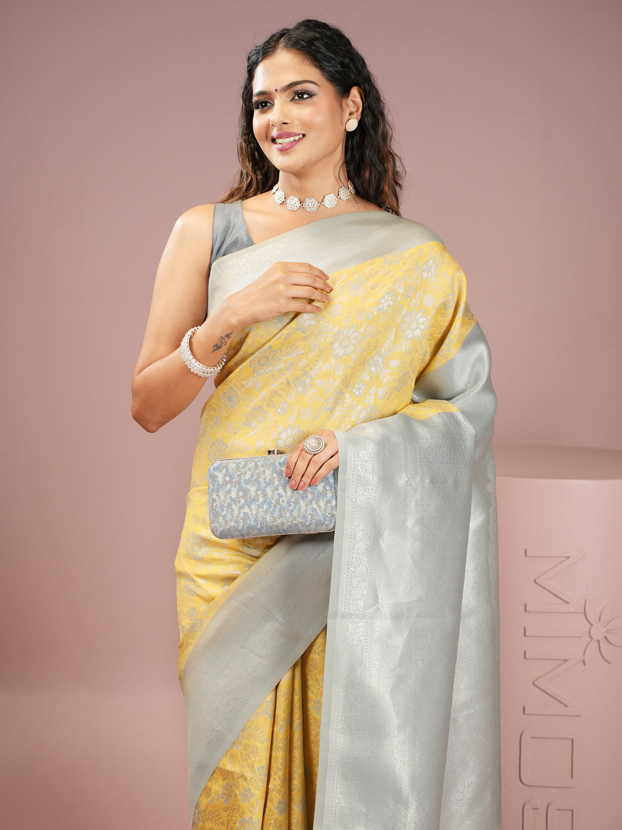 Mimosa Women's Woven Design Kanjivaram Style Art Silk Saree With Blouse Piece : SA00002003YLWFREE
