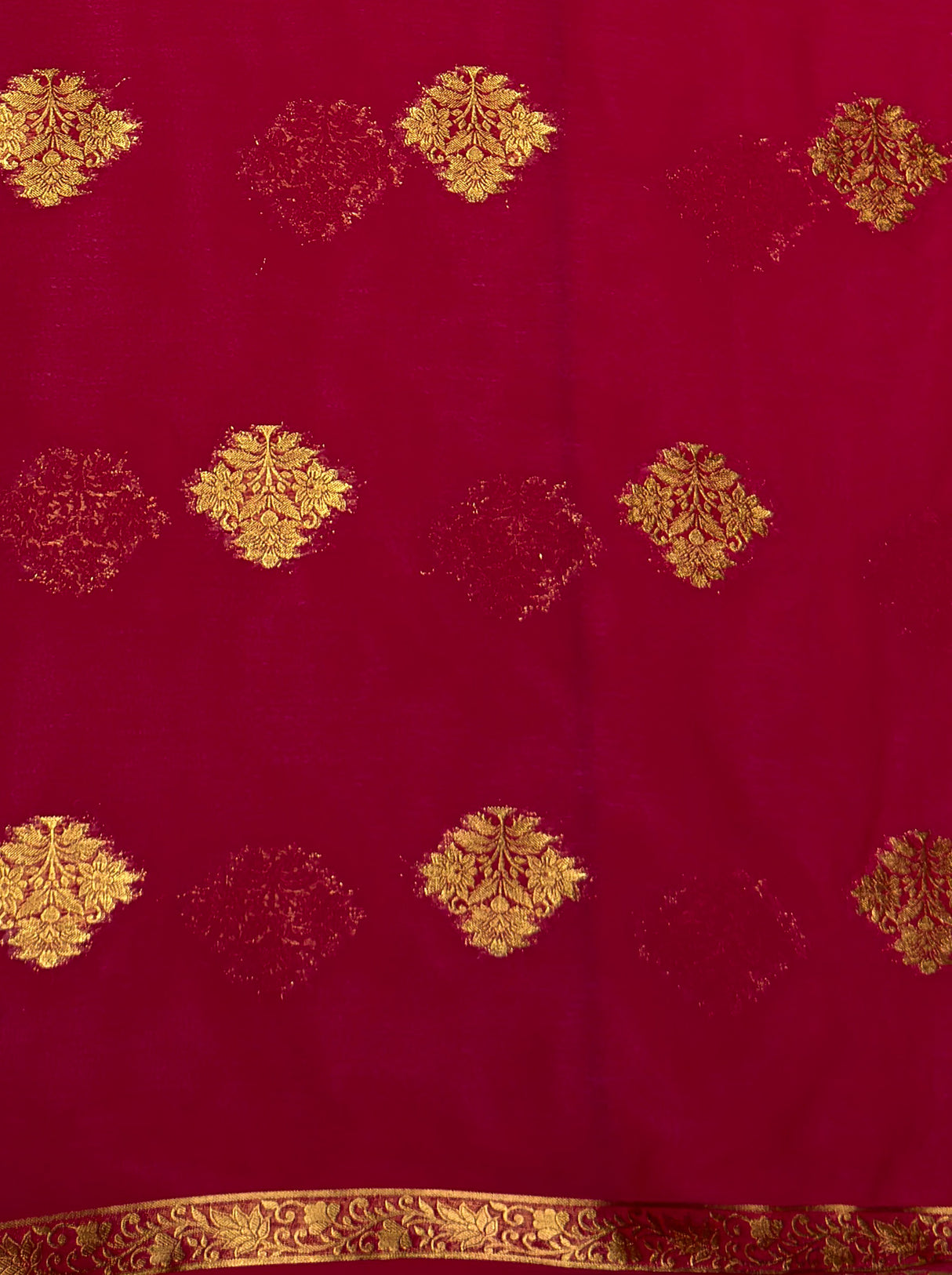 MIMOSA Women's Woven Design Banarasi Style Chiffon Saree with Blouse Piece - Rani ( SA00003123RNFREE )