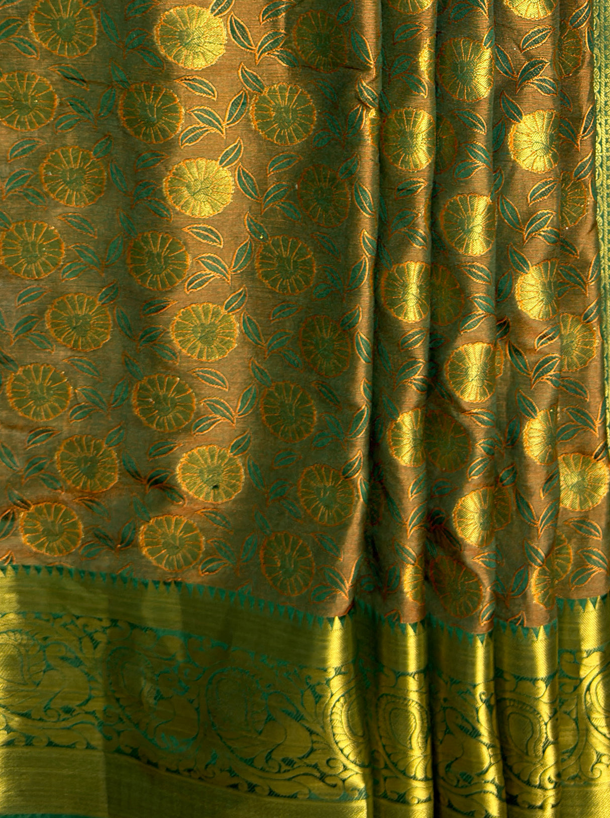 MIMOSA Women's Woven Design Kanjivaram Style Art Silk Saree with Blouse Piece - Green ( SA00003146GRNFREE )