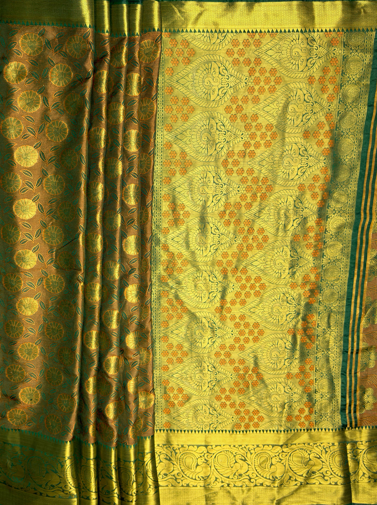 MIMOSA Women's Woven Design Kanjivaram Style Art Silk Saree with Blouse Piece - Green ( SA00003146GRNFREE )