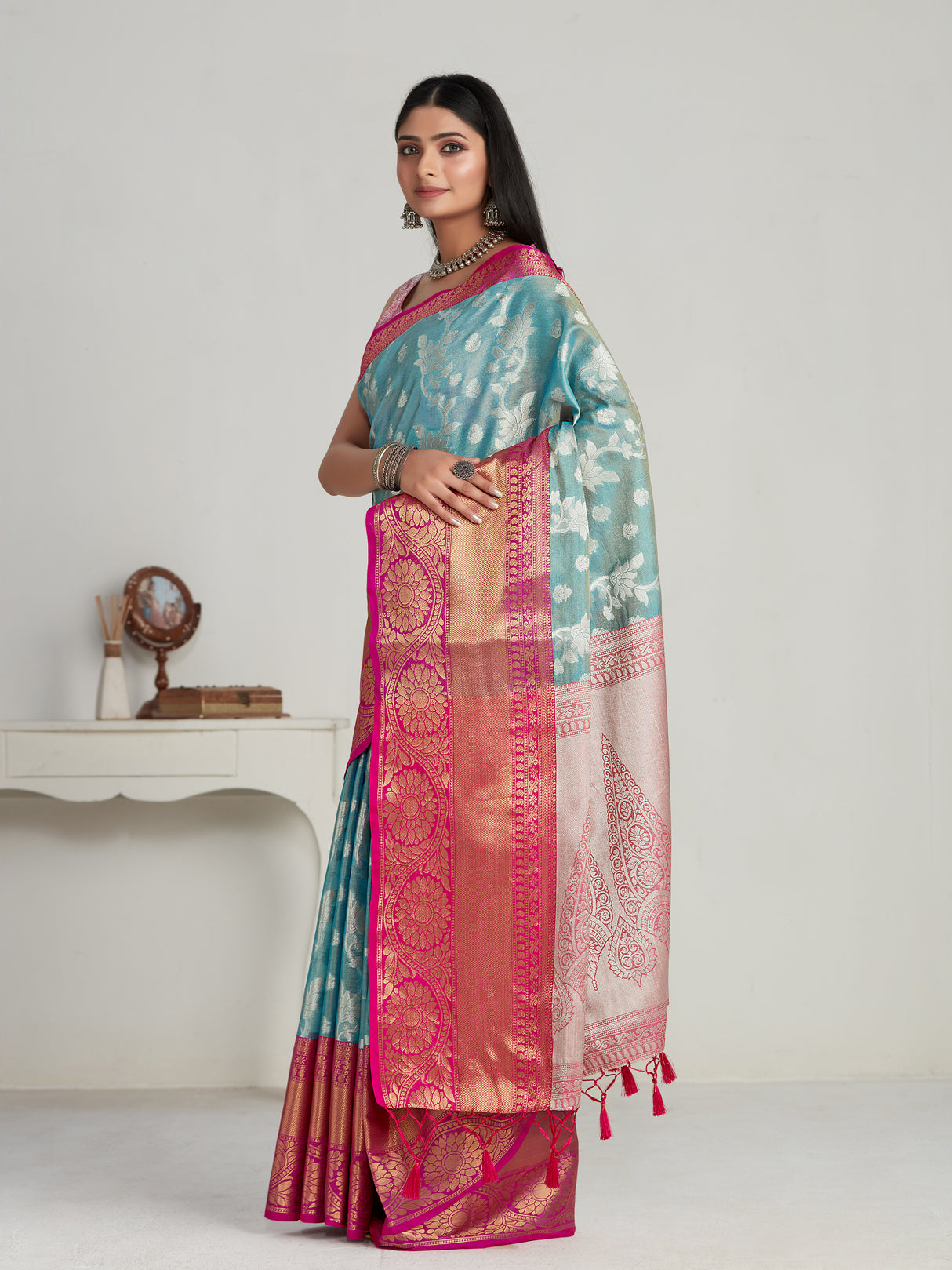 Mimosa Women's Woven Design Kanjivaram Art Silk Saree With Blouse Piece : SA0000463AN