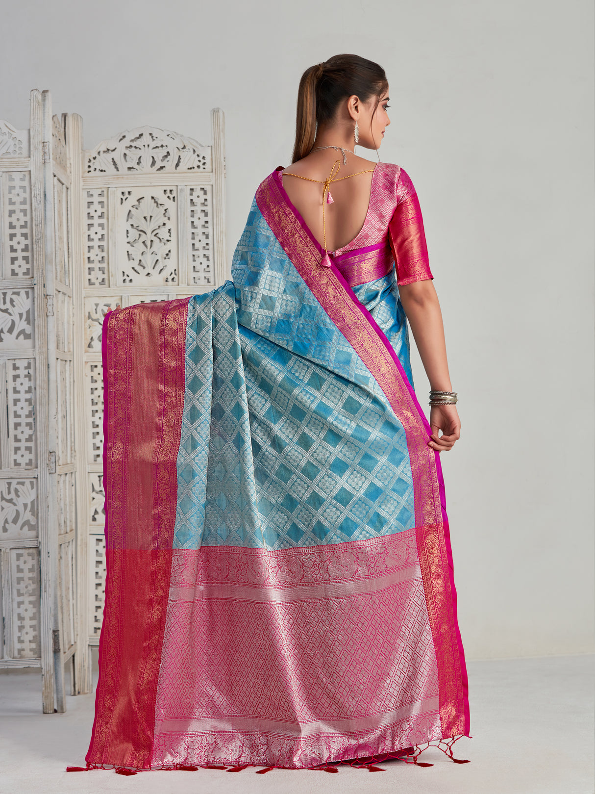 Mimosa Women's Woven Design Kanjivaram Art Silk Saree With Blouse Piece : SA0000464AN