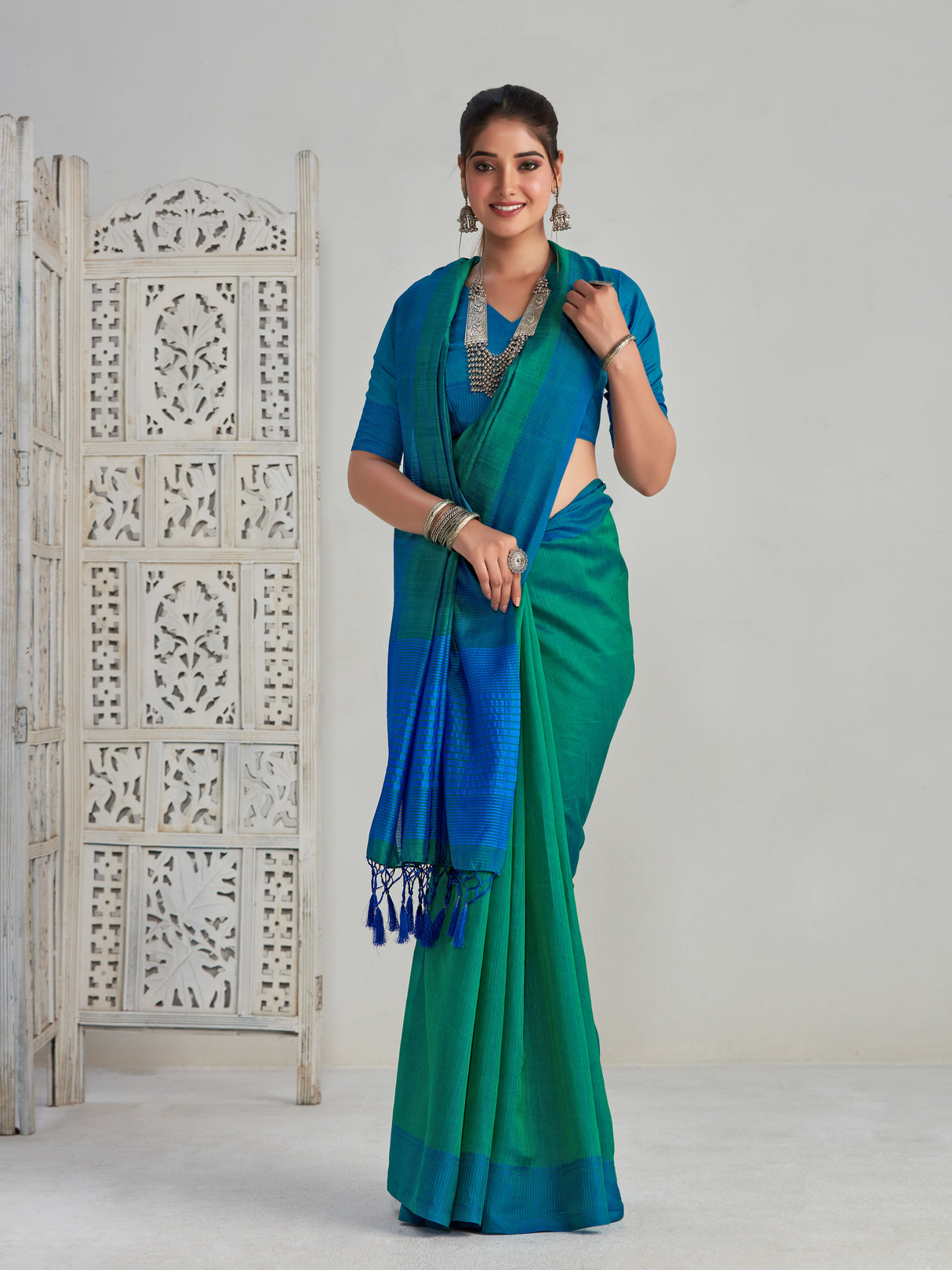 Mimosa Women's Woven Design Kanjivaram Style Art Silk Saree With Blouse Piece : SA0000861GRN