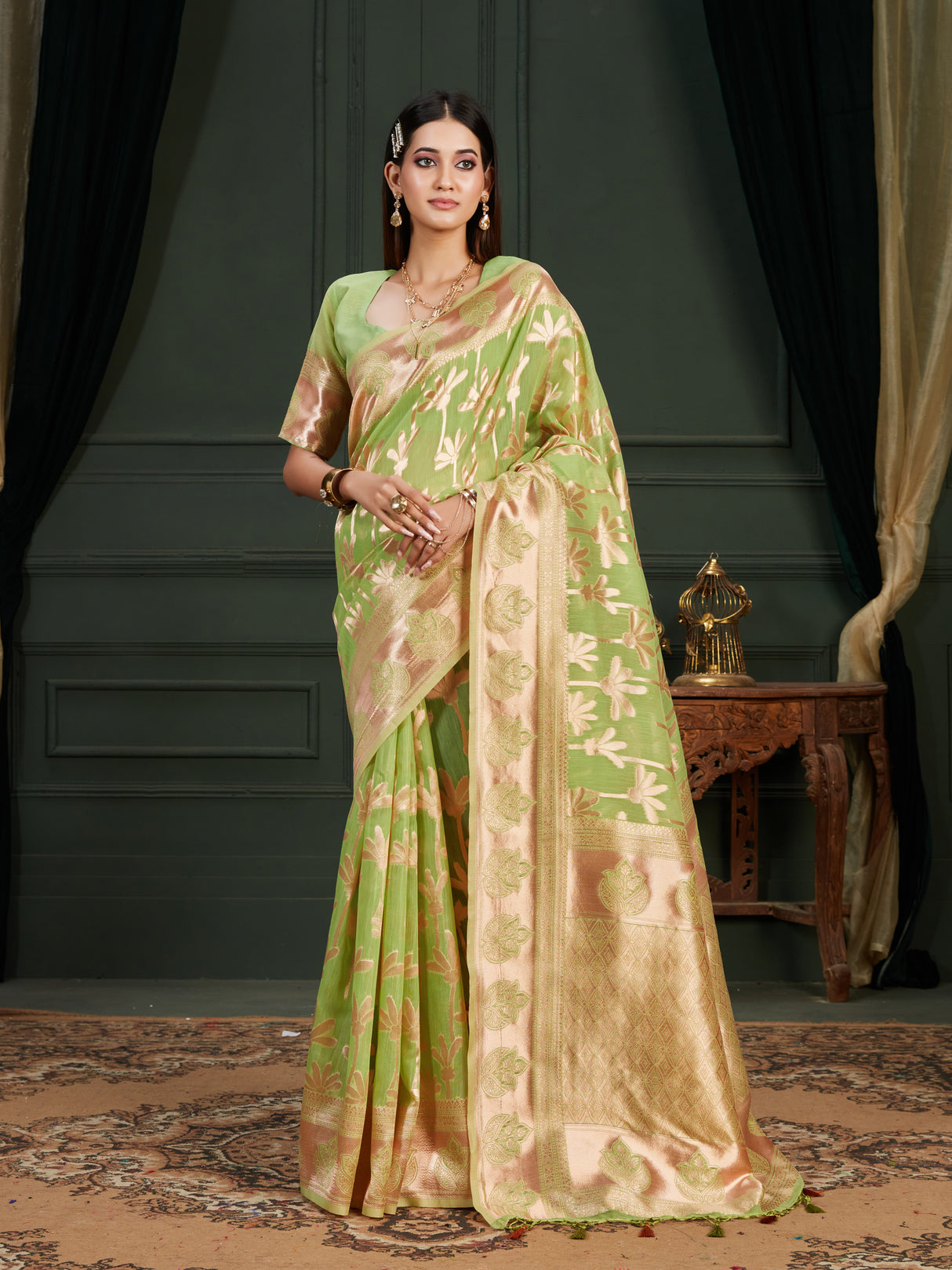 Mimosa Women's Woven Design Banarasi Art Silk Saree With Blouse Piece : SA0000871PS