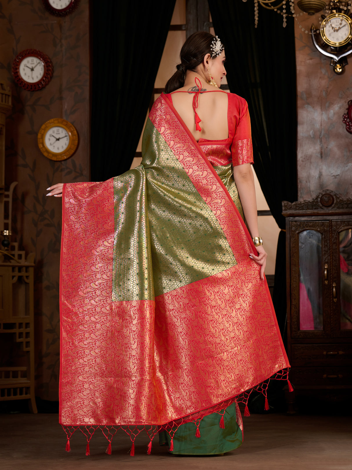 Mimosa Women's Woven Design Kanjivaram Art Silk Saree With Blouse Piece : SA0000892BG