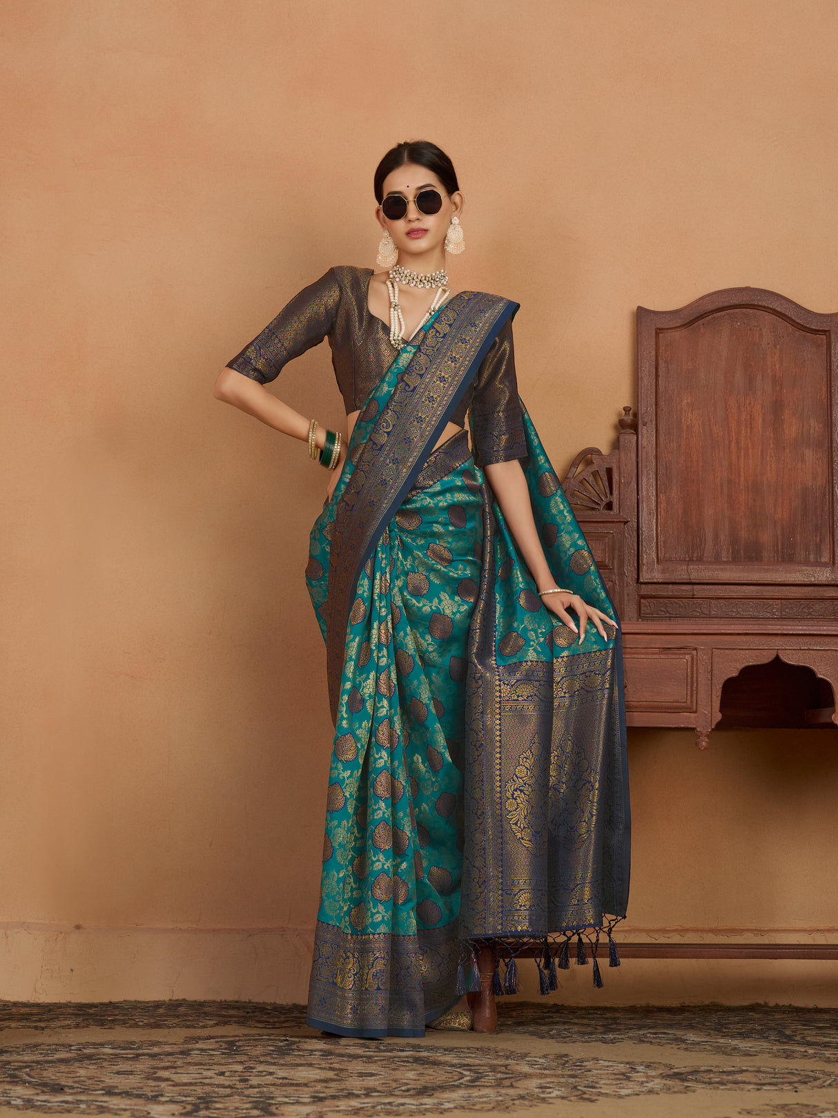 Mimosa Women's Woven Design Kanjivaram Art Silk Saree With Blouse Piece : SA0000903SF