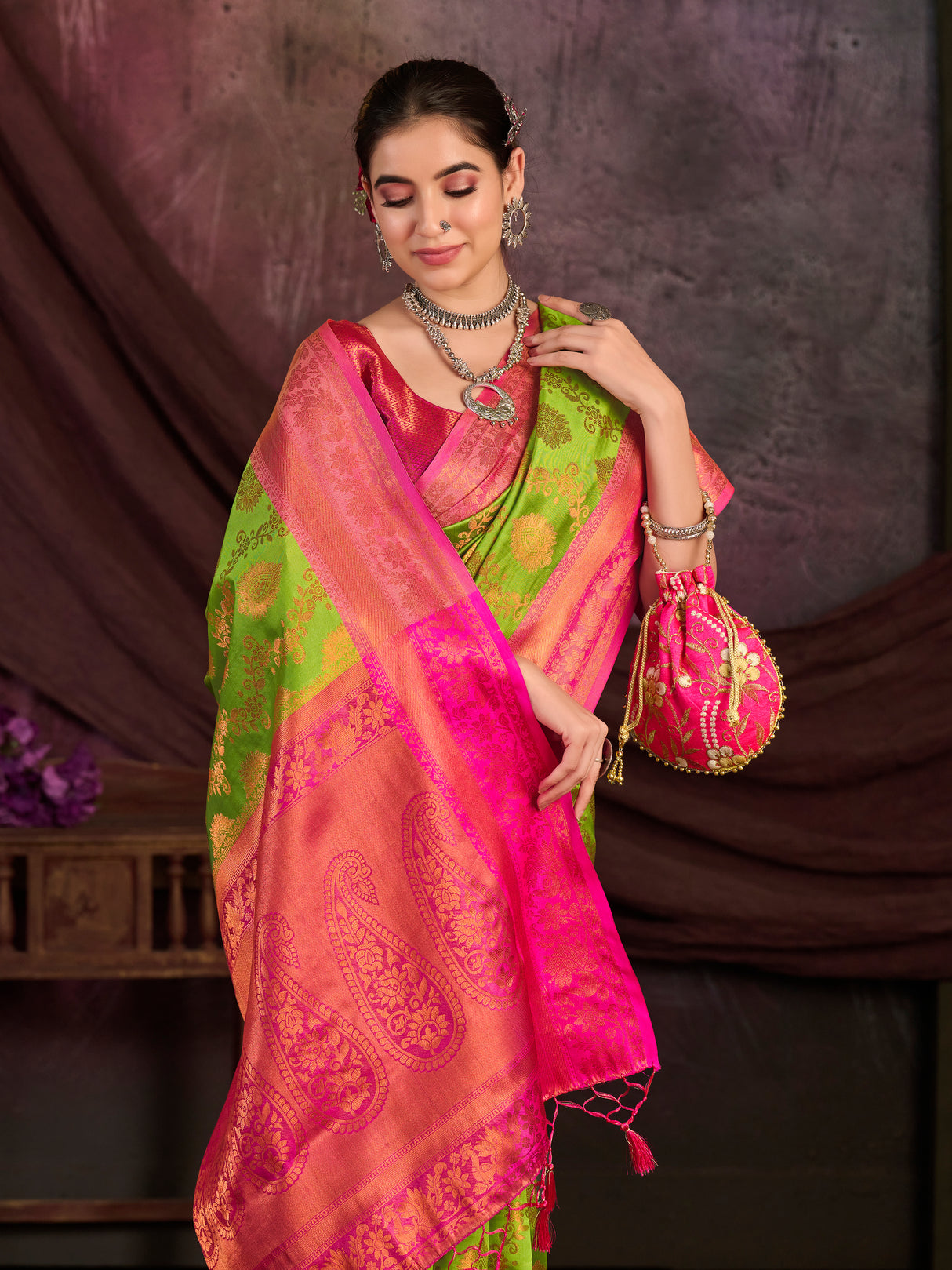 Mimosa Women's Woven Design Kanjivaram Art Silk Saree With Blouse Piece : SA0000913OL