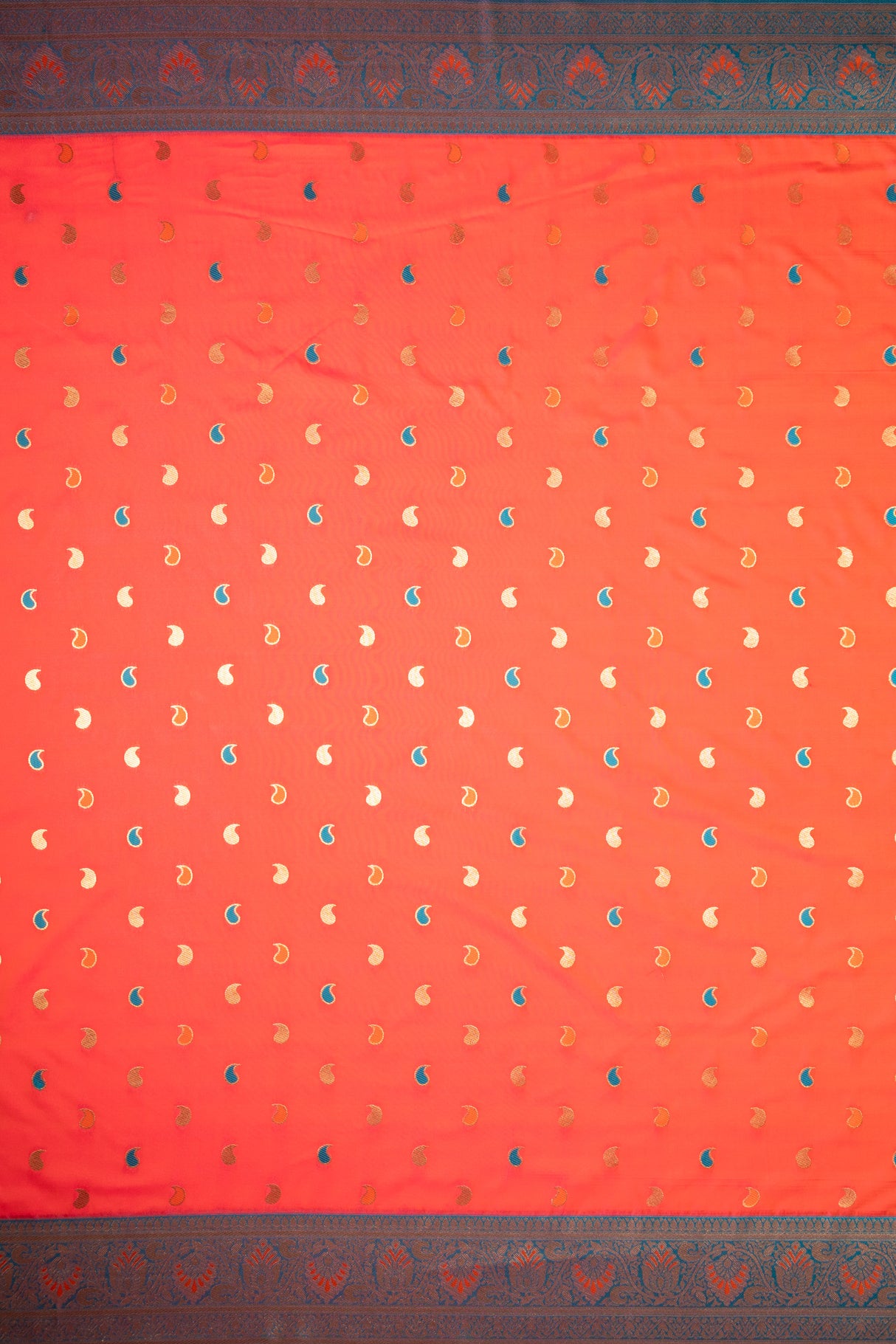 Mimosa Women's Woven Design Kanjivaram Style Art Silk Saree With Blouse Piece : SA00001788GJFREE