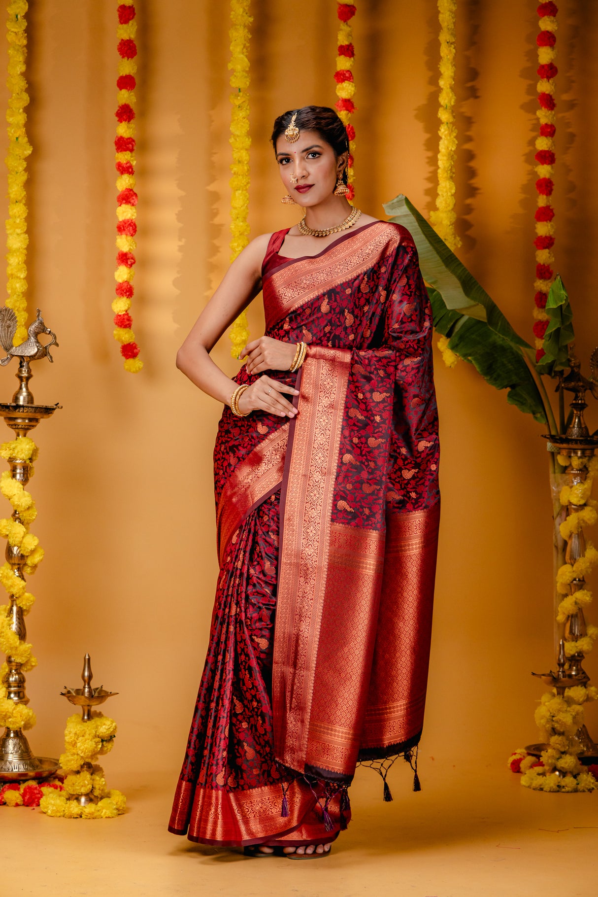 Mimosa Women's Woven Design Kanjivaram Style Art Silk Saree With Blouse Piece : SA00001700MRFREE