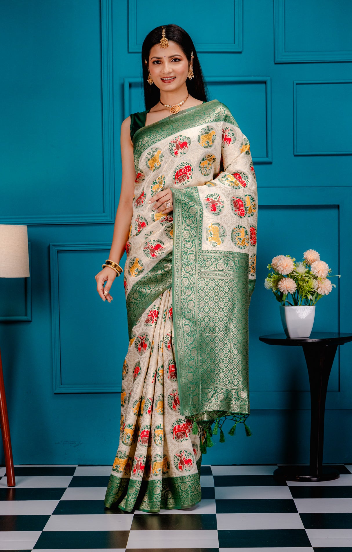 Mimosa Women's Woven Design Patola Style Art Silk Saree With Blouse Piece : SA00001656HWFREE