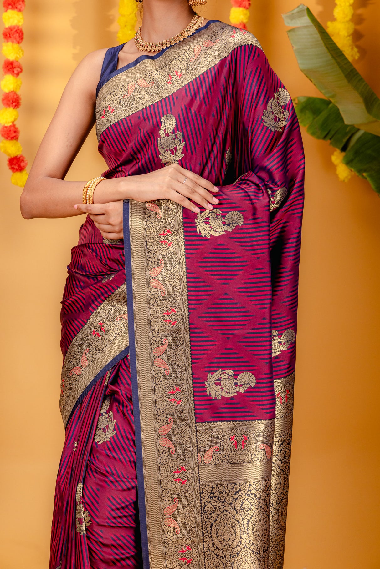 Mimosa Women's Woven Design Kanjivaram Style Art Silk Saree With Blouse Piece : SA00001648WNFREE