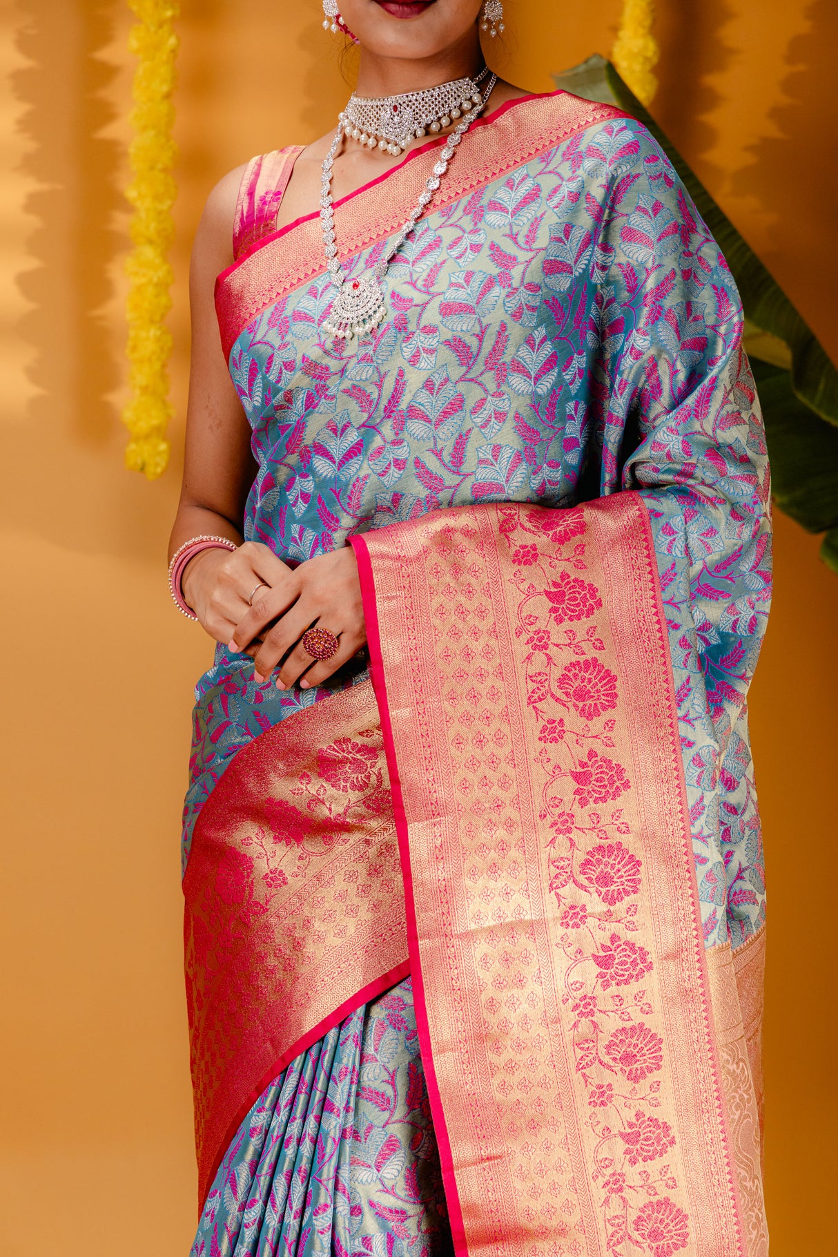 Mimosa Women's Woven Design Kanjivaram Style Art Silk Saree With Blouse Piece : SA00001810ANFREE