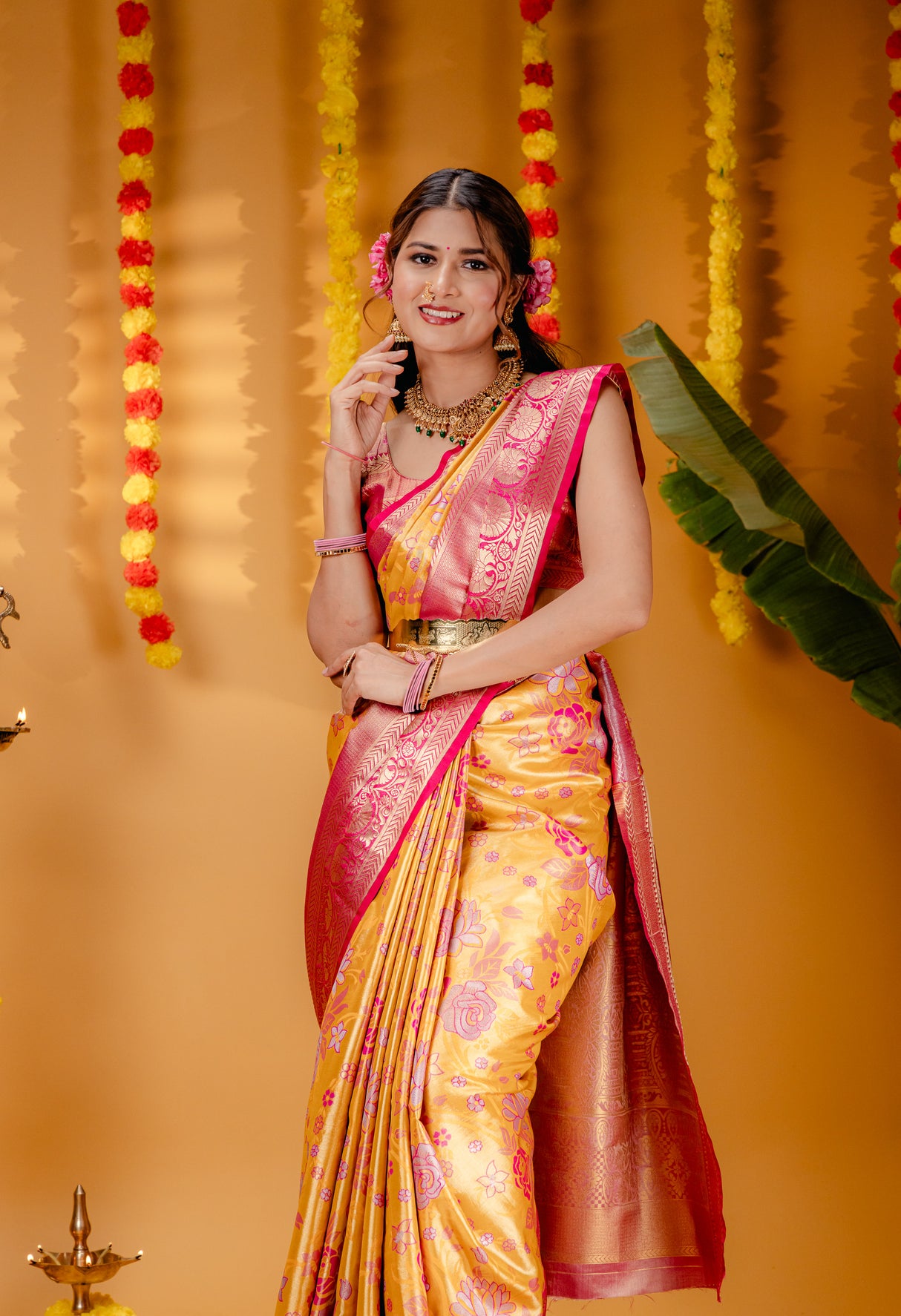 Mimosa Women's Woven Design Kanjivaram Style Art Silk Saree With Blouse Piece : SA00001820GDFREE