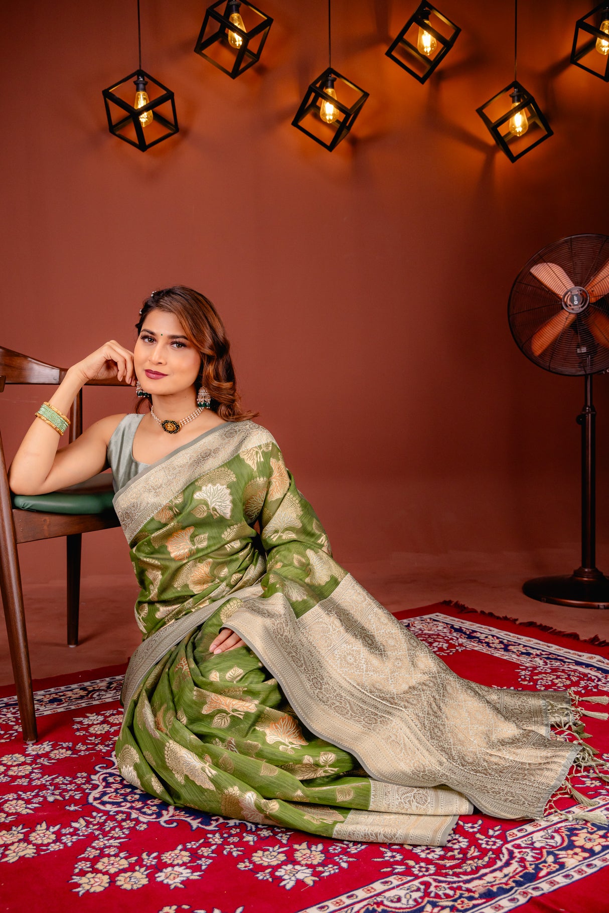 Mimosa Women's Woven Design Kanjivaram Style Art Silk Saree With Blouse Piece : SA00001735OLFREE