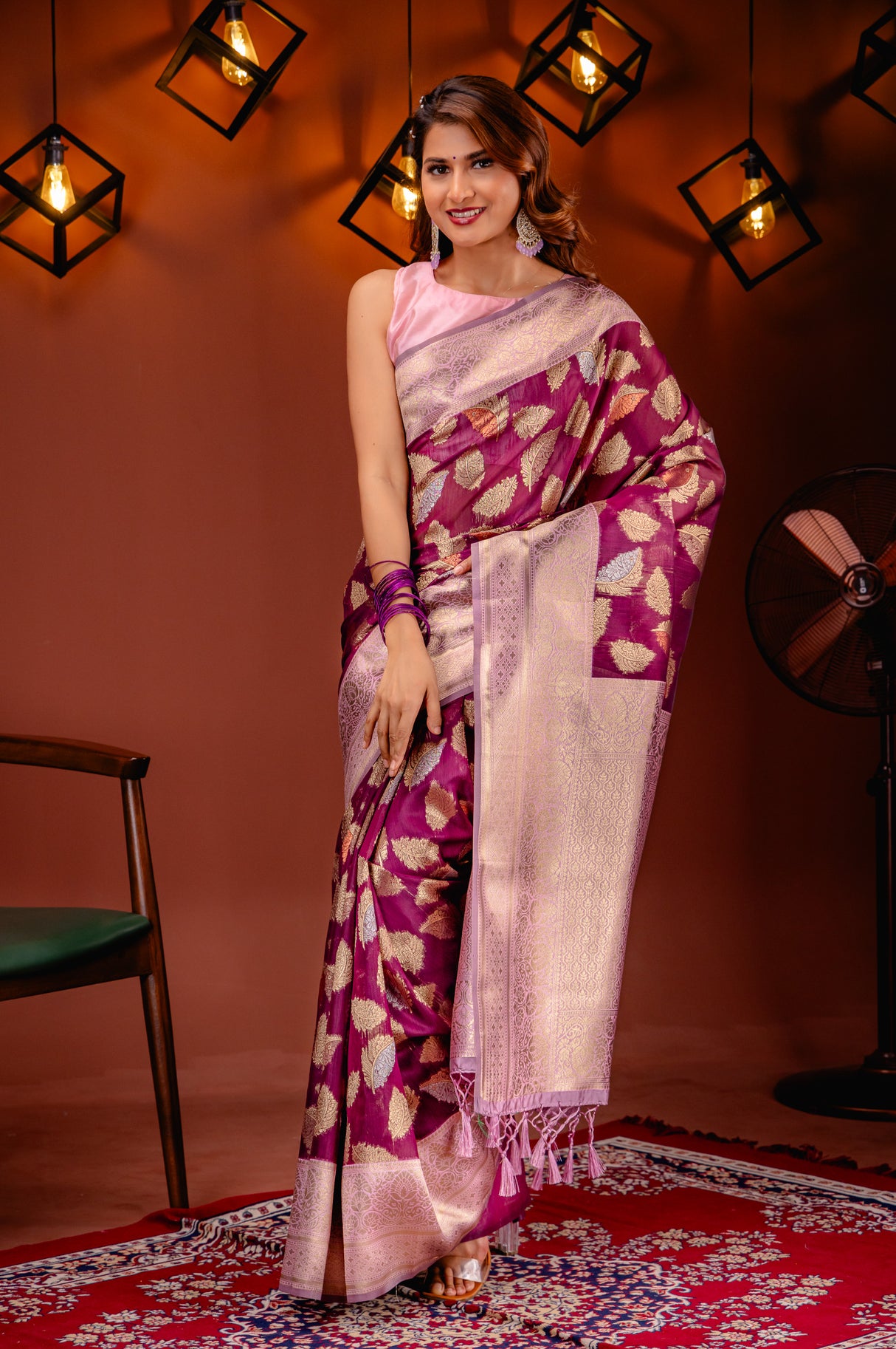 Mimosa Women's Woven Design Kanjivaram Style Art Silk Saree With Blouse Piece : SA00001742WNFREE