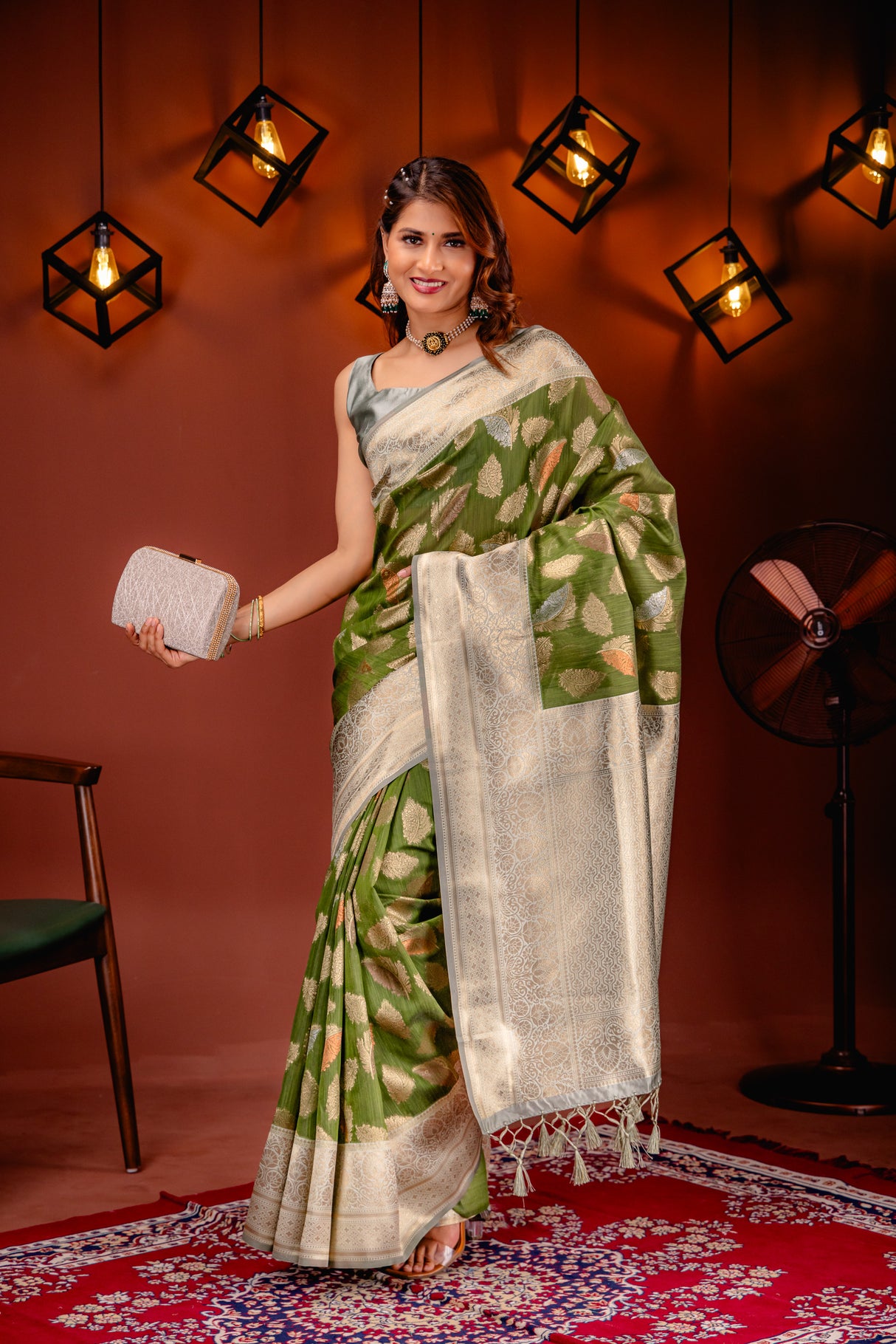 Mimosa Women's Woven Design Kanjivaram Style Art Silk Saree With Blouse Piece : SA00001742OLFREE