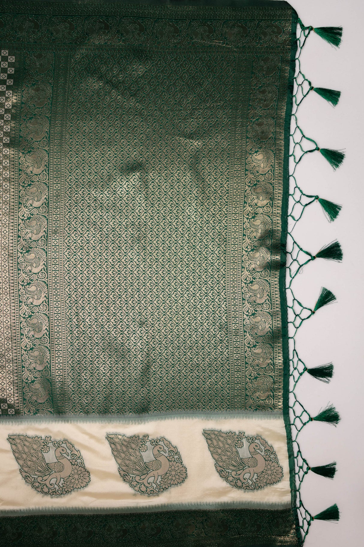 Mimosa Women's Woven Design Kanjivaram Style Art Silk Saree With Blouse Piece : SA00001623GRNFREE