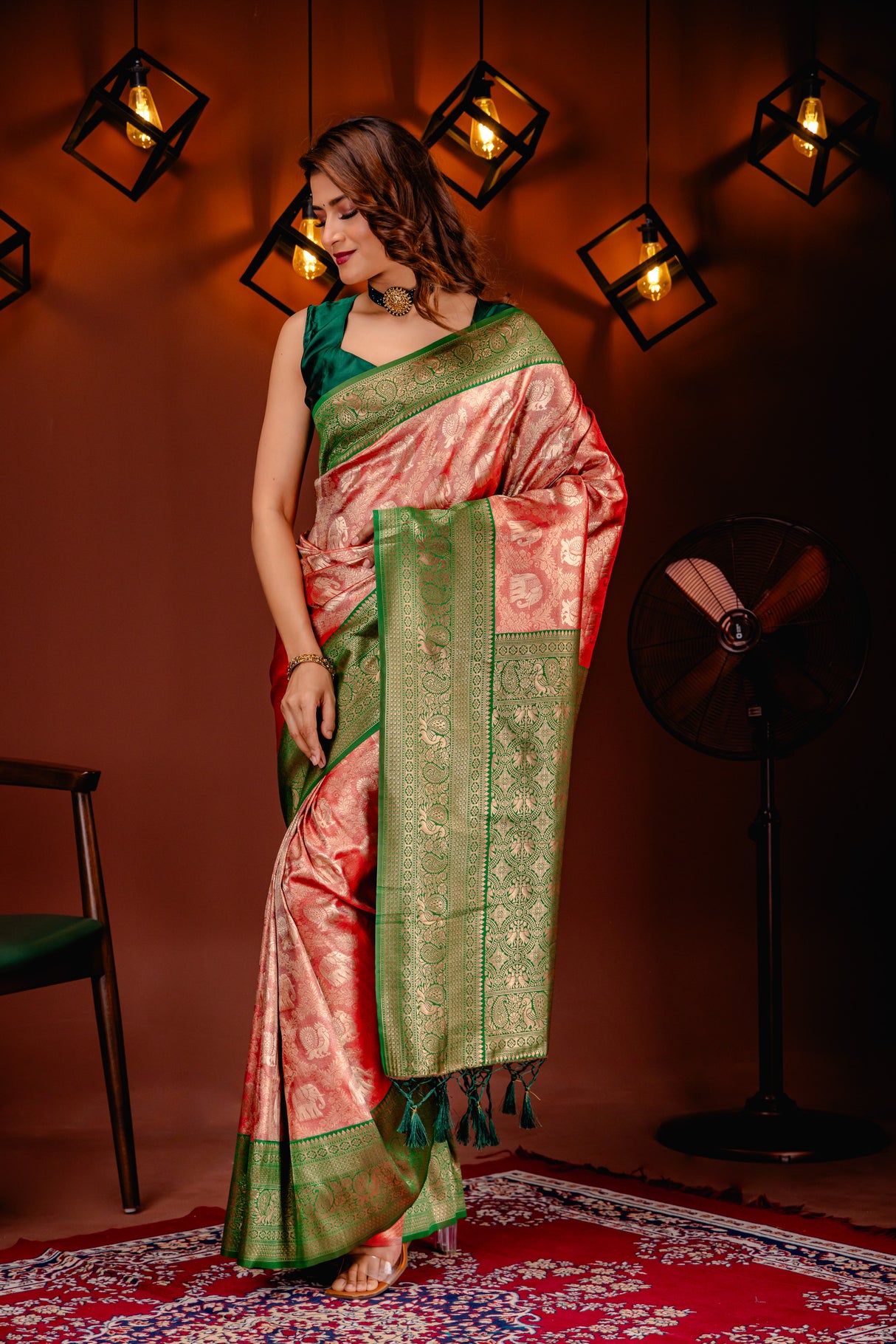 Mimosa Women's Woven Design Kanjivaram Style Art Silk Saree With Blouse Piece : SA00001783MRFREE