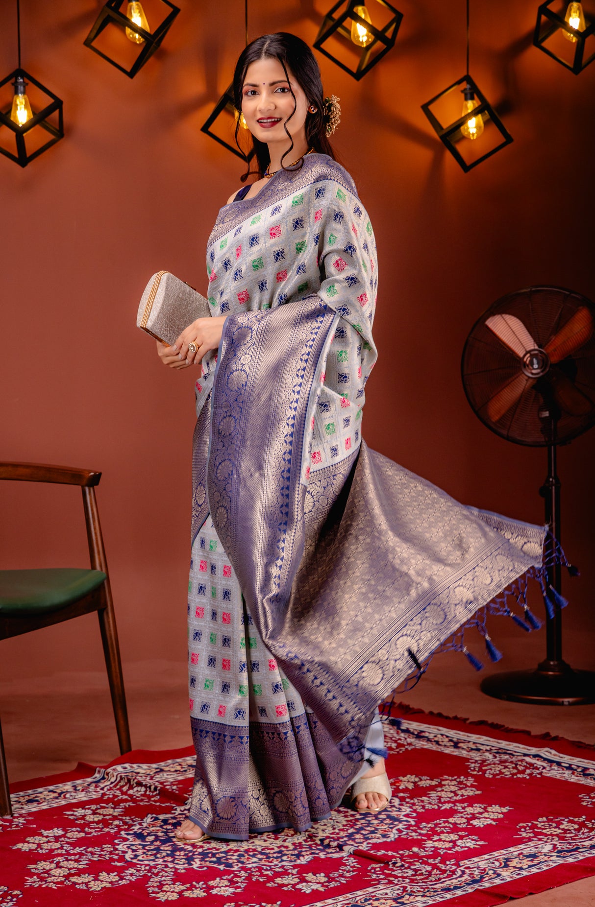 Mimosa Women's Woven Design Kanjivaram Style Art Silk Saree With Blouse Piece : SA00001655GYFREE