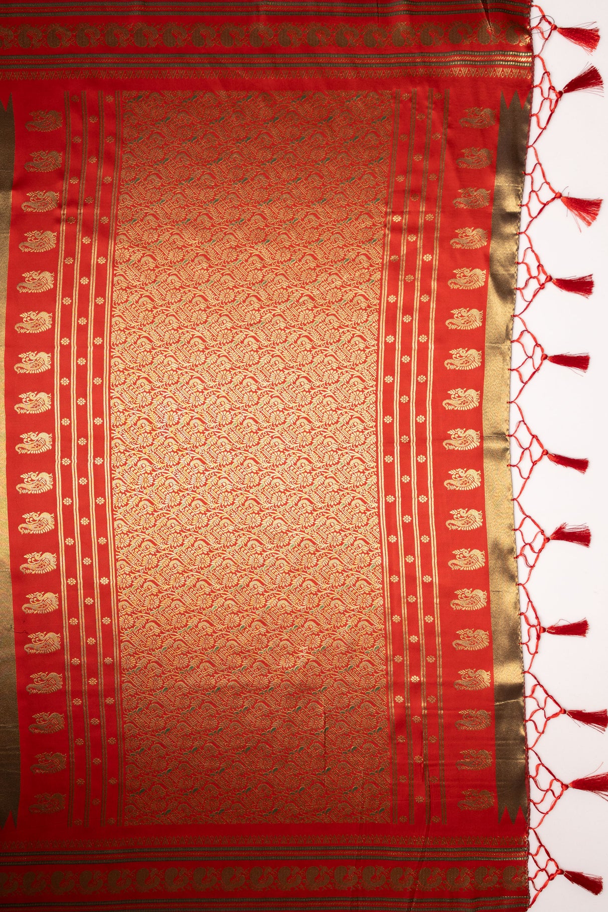 Mimosa Women's Woven Design Kanjivaram Style Art Silk Saree With Blouse Piece : SA00001733GRNFREE