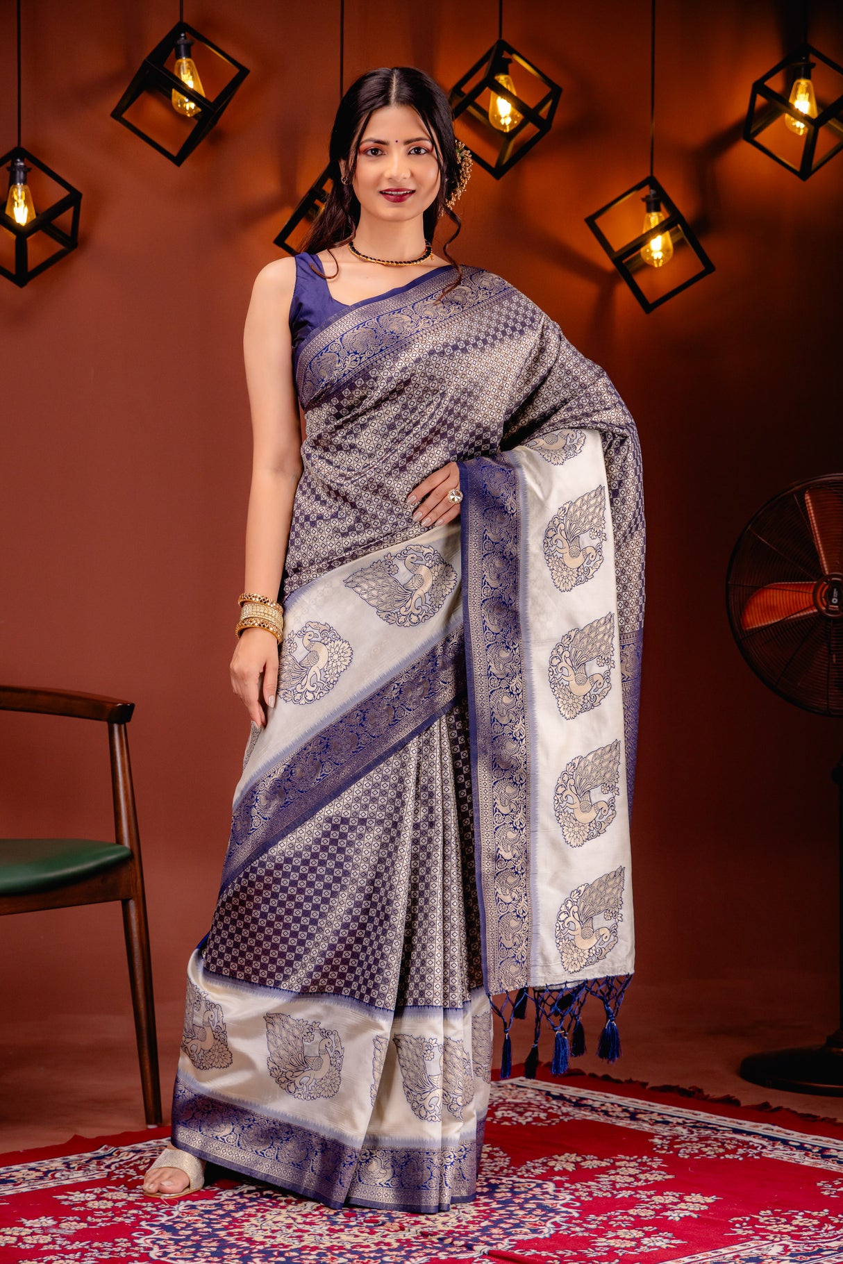 Mimosa Women's Woven Design Kanjivaram Style Art Silk Saree With Blouse Piece : SA00001623NVFREE