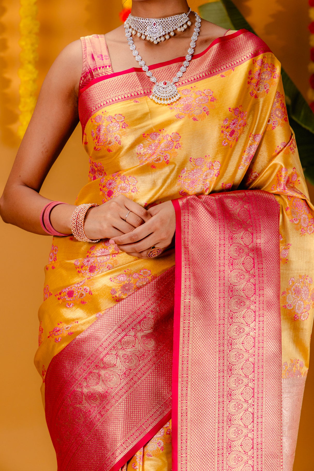 Mimosa Women's Woven Design Kanjivaram Style Art Silk Saree With Blouse Piece : SA00001818GDFREE