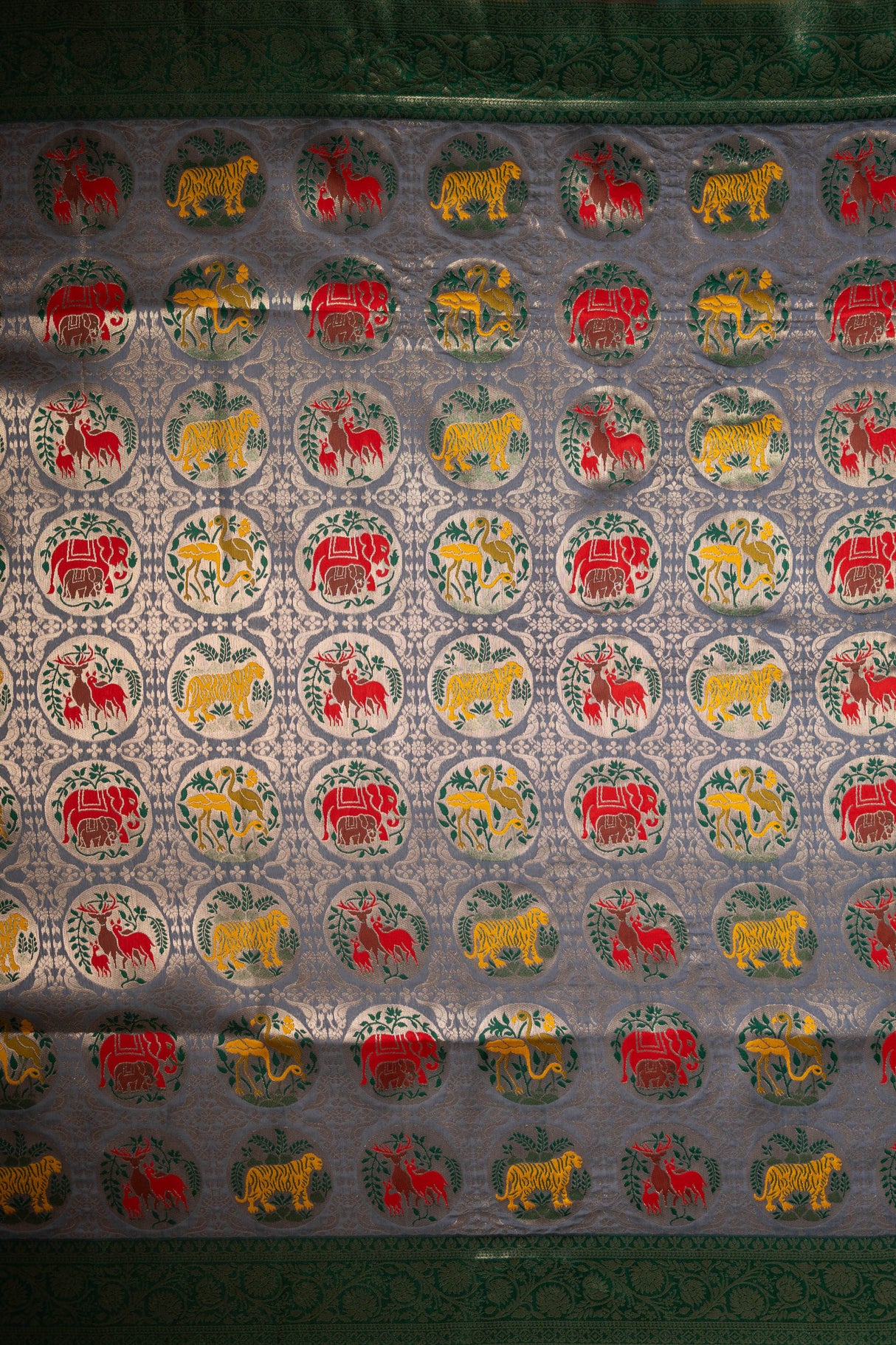 Mimosa Women's Woven Design Patola Style Art Silk Saree With Blouse Piece : SA00001656GYFREE