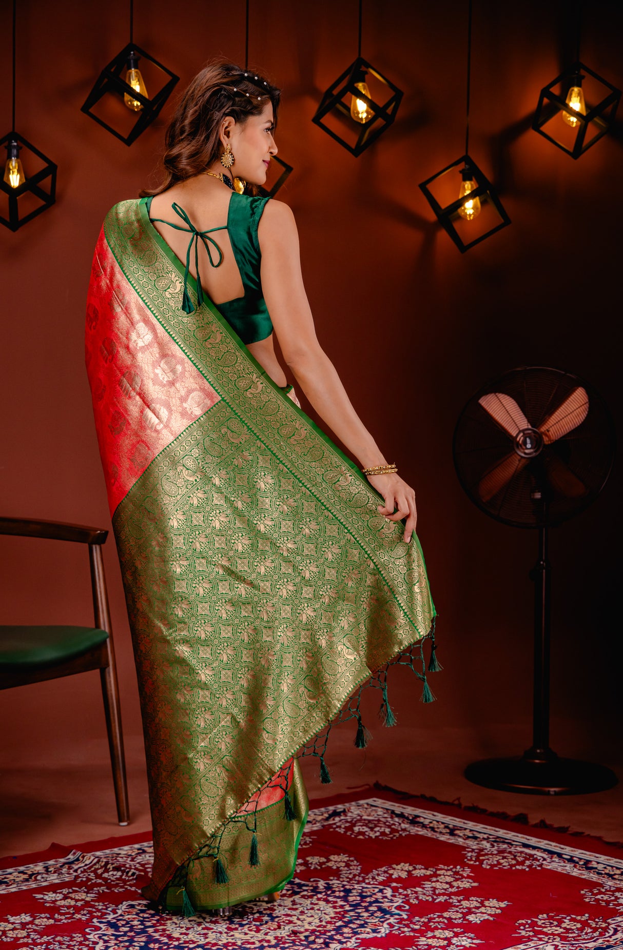 Mimosa Women's Woven Design Kanjivaram Style Art Silk Saree With Blouse Piece : SA00001783MRFREE