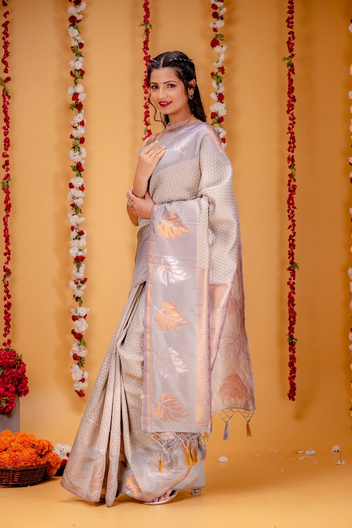 Mimosa Women's Woven Design Kanjivaram Style Art Silk Saree With Blouse Piece : SA00001760GYFREE