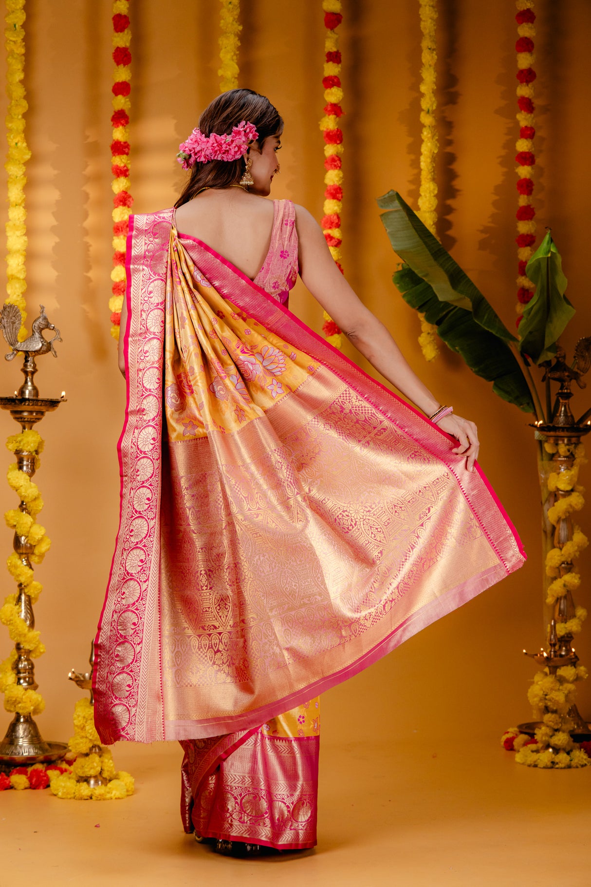 Mimosa Women's Woven Design Kanjivaram Style Art Silk Saree With Blouse Piece : SA00001820GDFREE