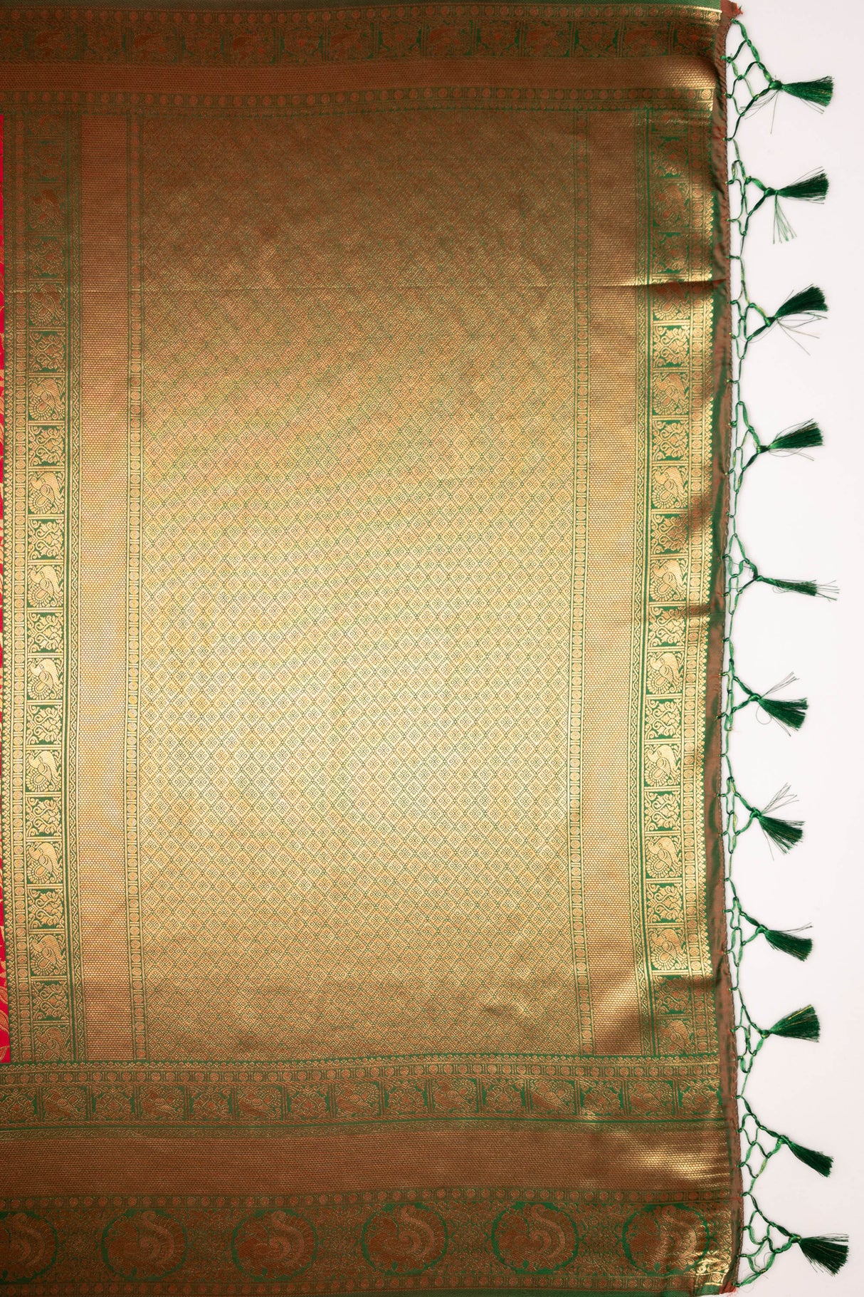 Mimosa Women's Woven Design Kanjivaram Style Art Silk Saree With Blouse Piece : SA00001608RNFREE