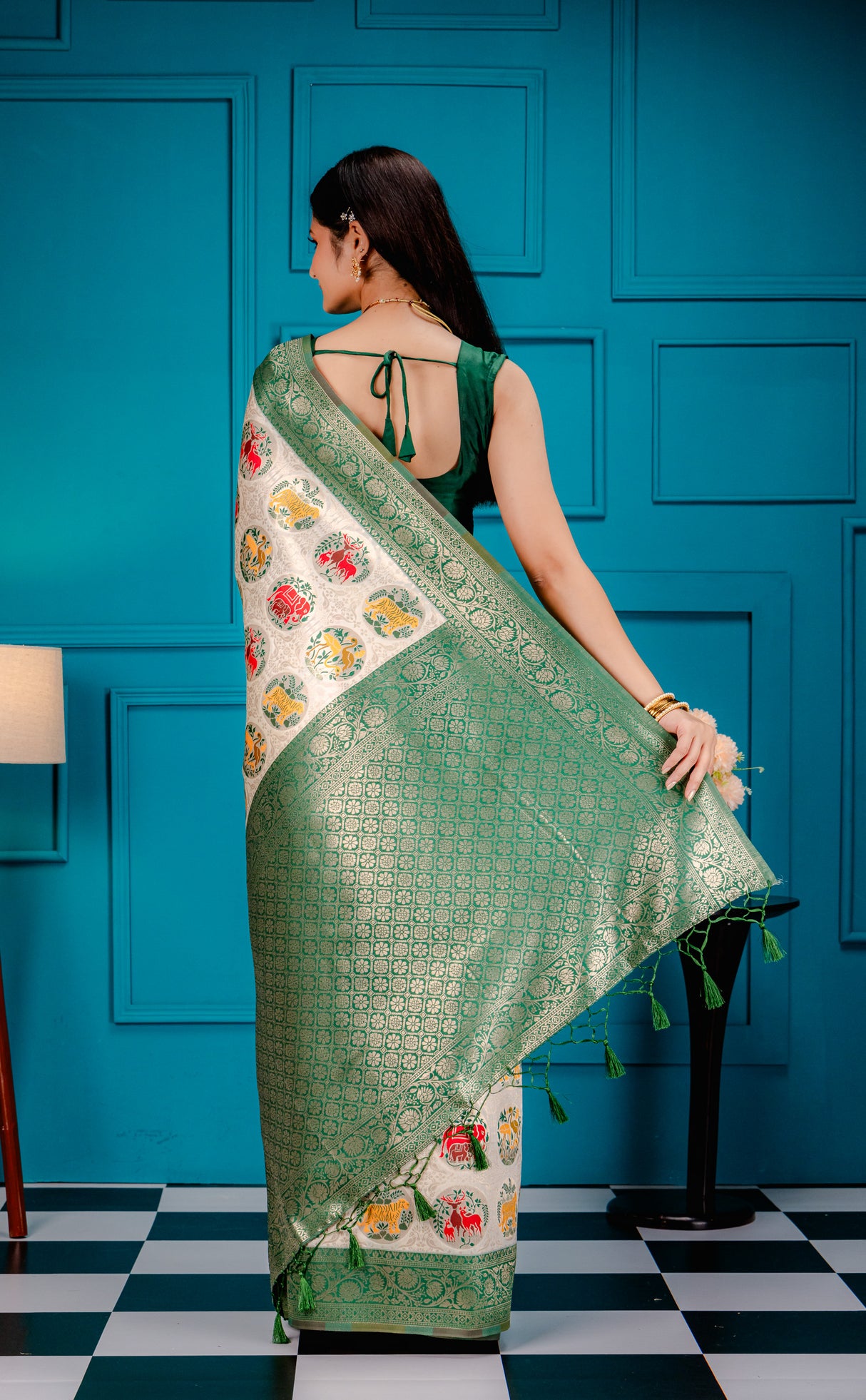 Mimosa Women's Woven Design Patola Style Art Silk Saree With Blouse Piece : SA00001656HWFREE