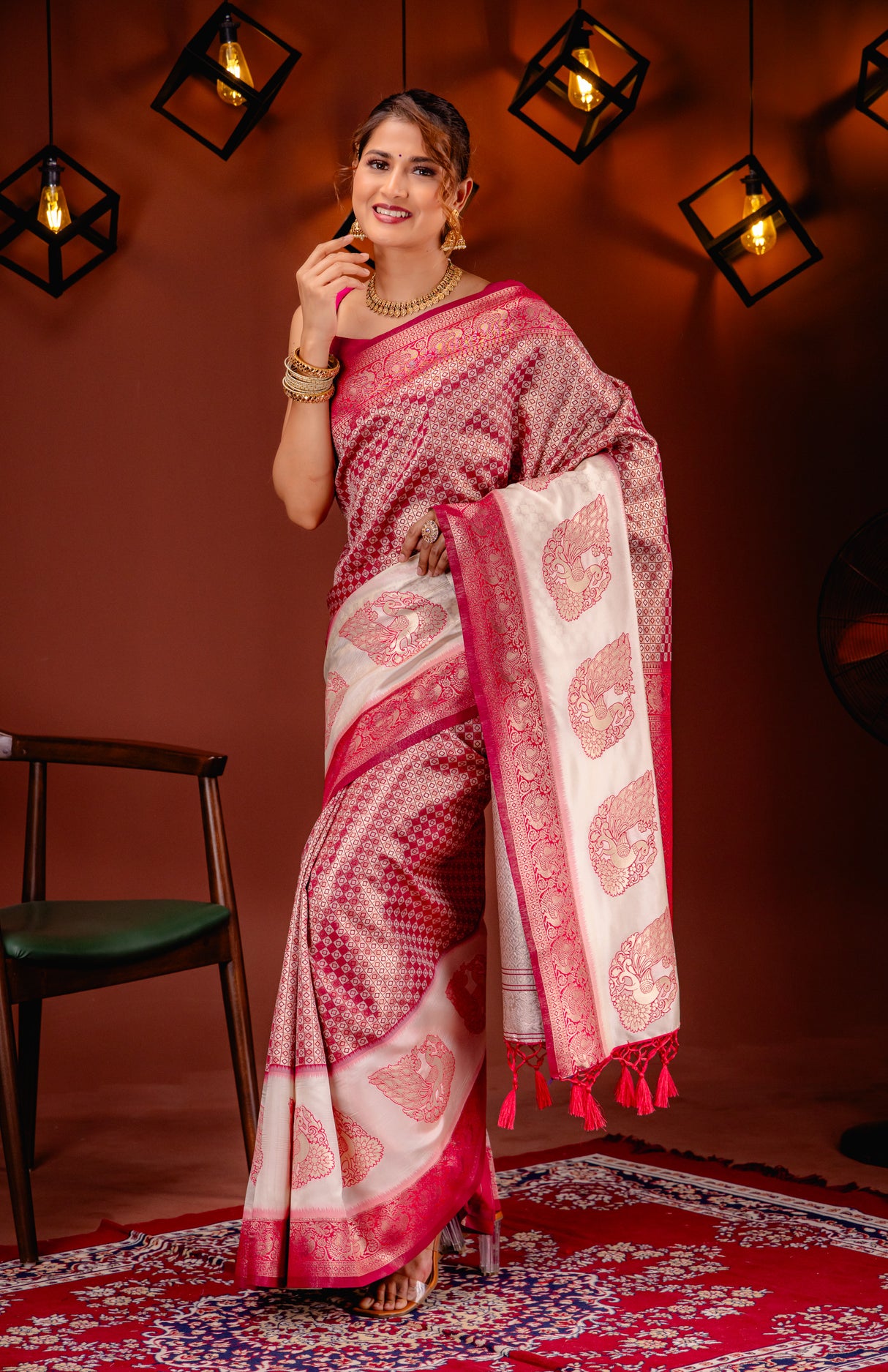 Mimosa Women's Woven Design Kanjivaram Style Art Silk Saree With Blouse Piece : SA00001623RNFREE