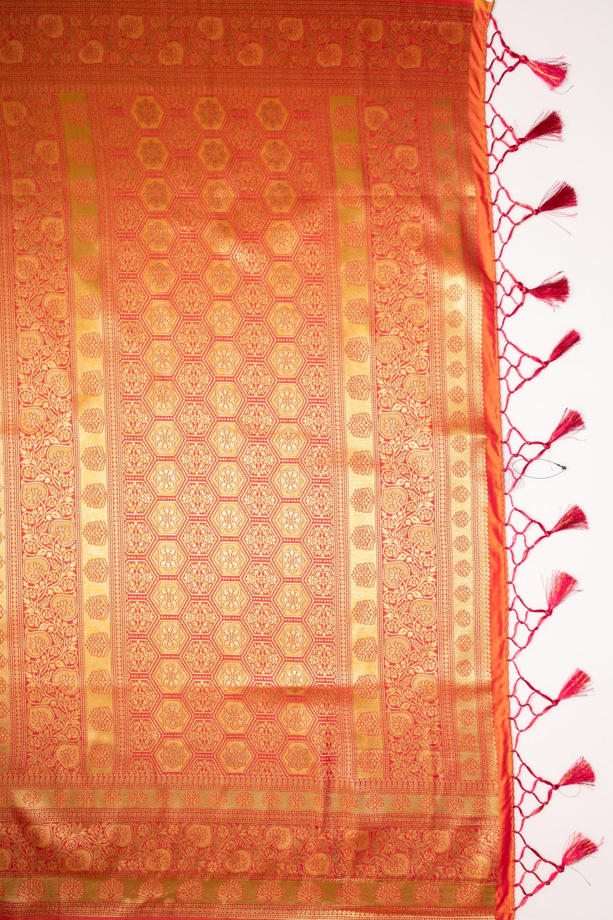 Mimosa Women's Woven Design Kanjivaram Style Art Silk Saree With Blouse Piece : SA00001607GDFREE