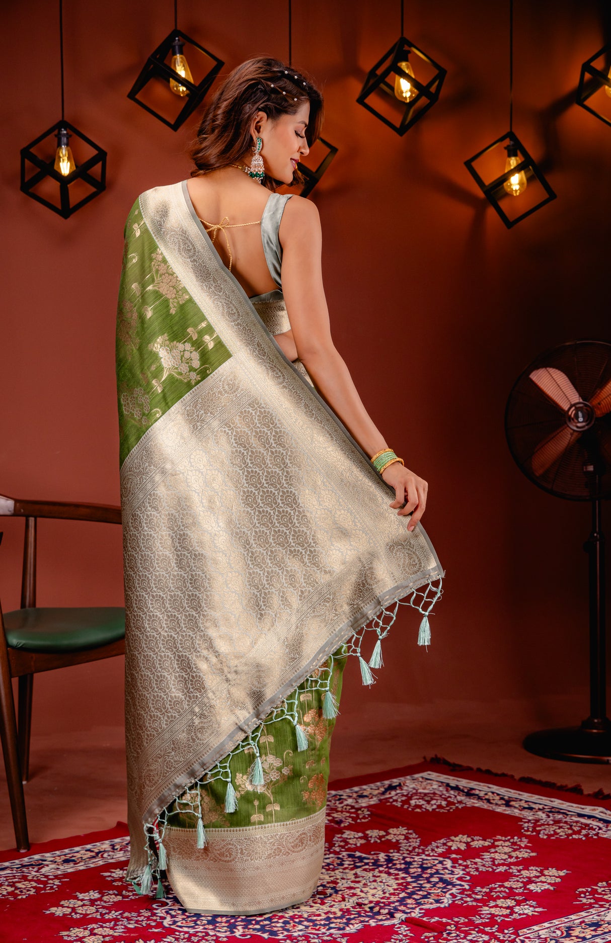 Mimosa Women's Woven Design Kanjivaram Style Art Silk Saree With Blouse Piece : SA00001736OLFREE