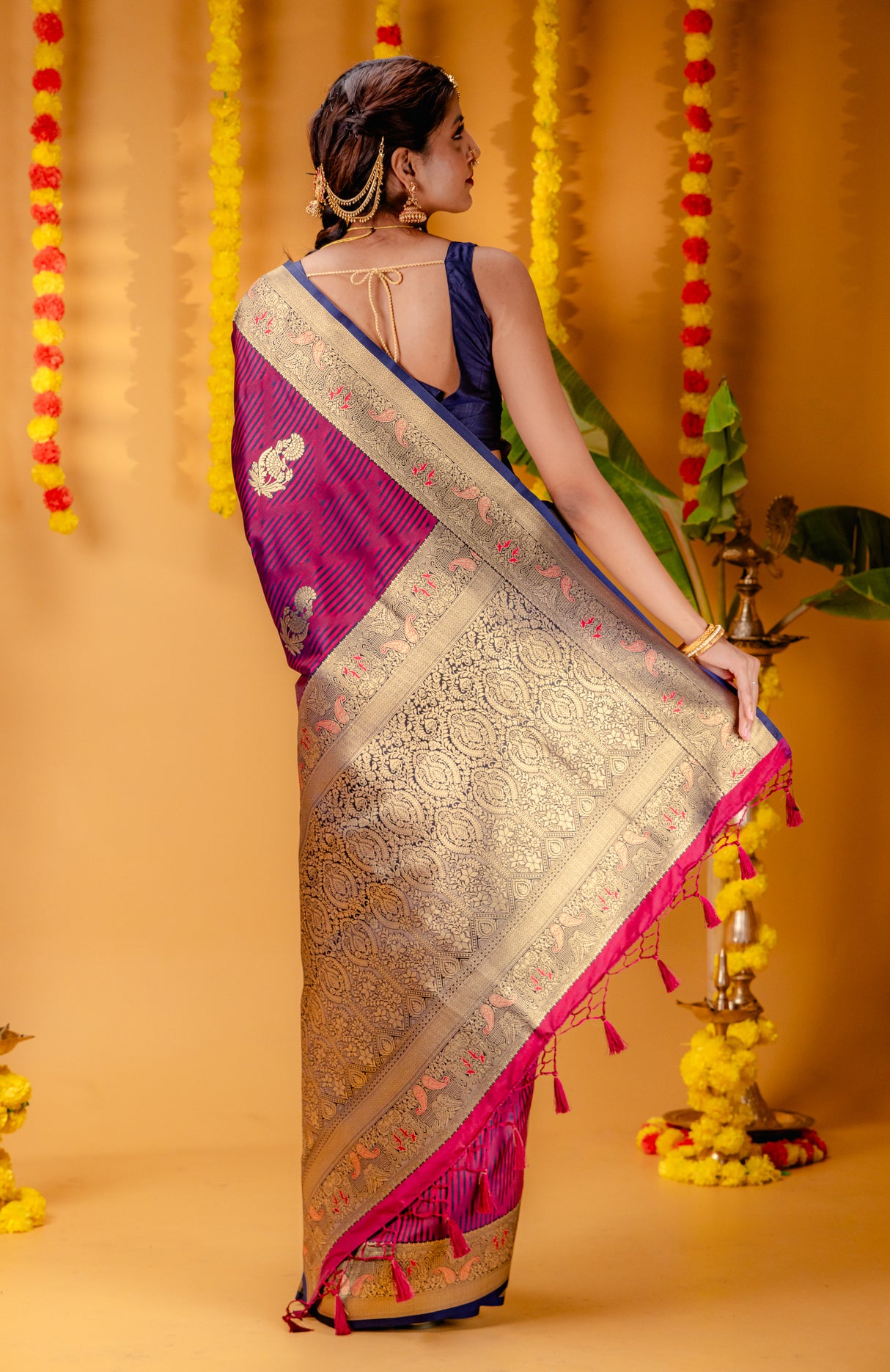 Mimosa Women's Woven Design Kanjivaram Style Art Silk Saree With Blouse Piece : SA00001648WNFREE