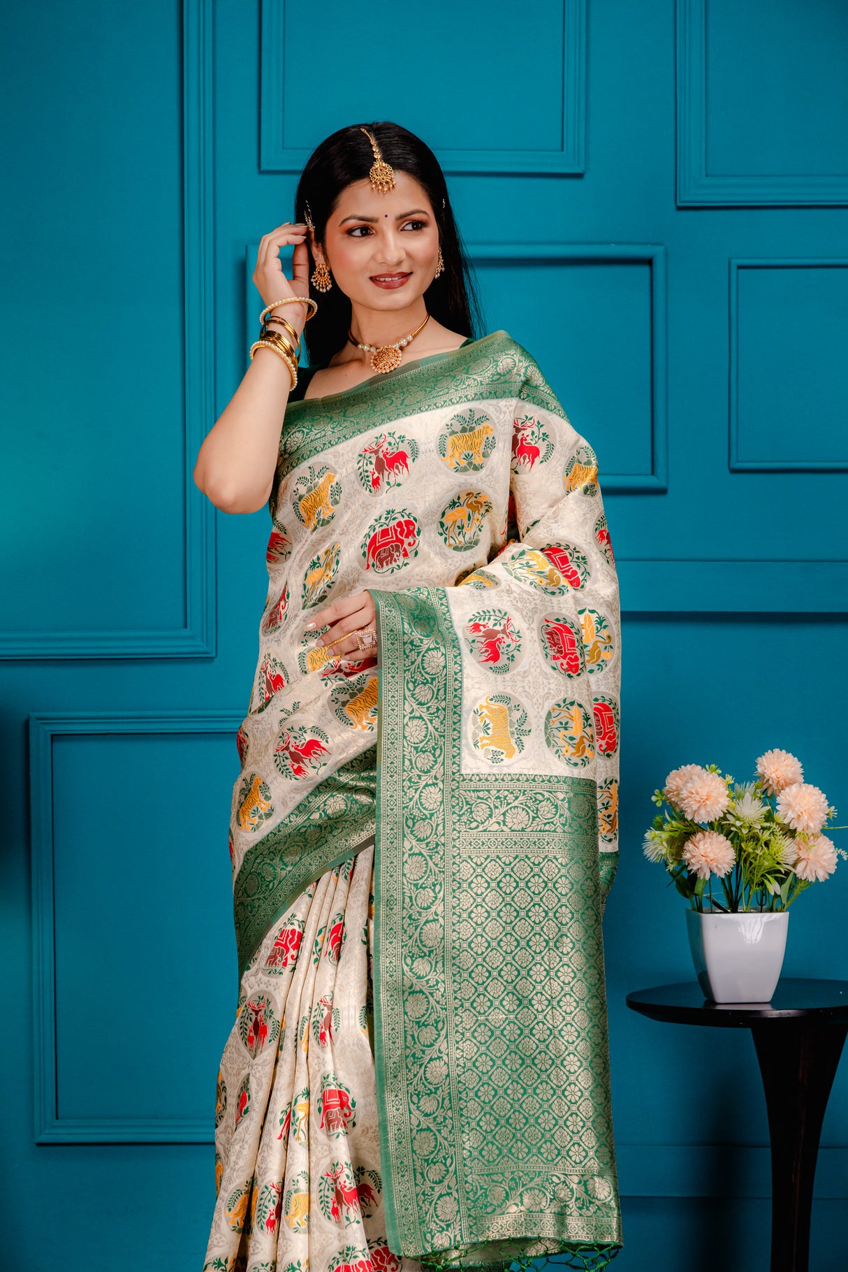 Mimosa Women's Woven Design Patola Style Art Silk Saree With Blouse Piece : SA00001656HWFREE